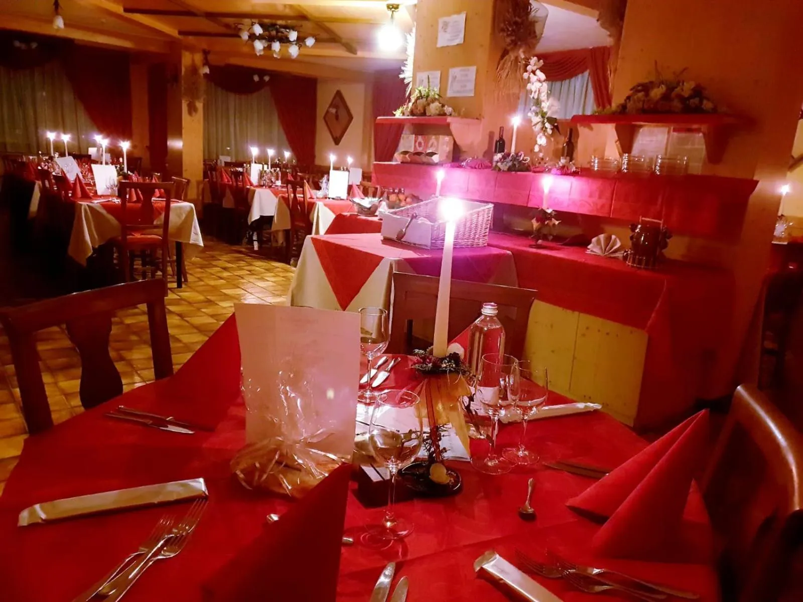 Restaurant/places to eat in Hotel Dalla Serra