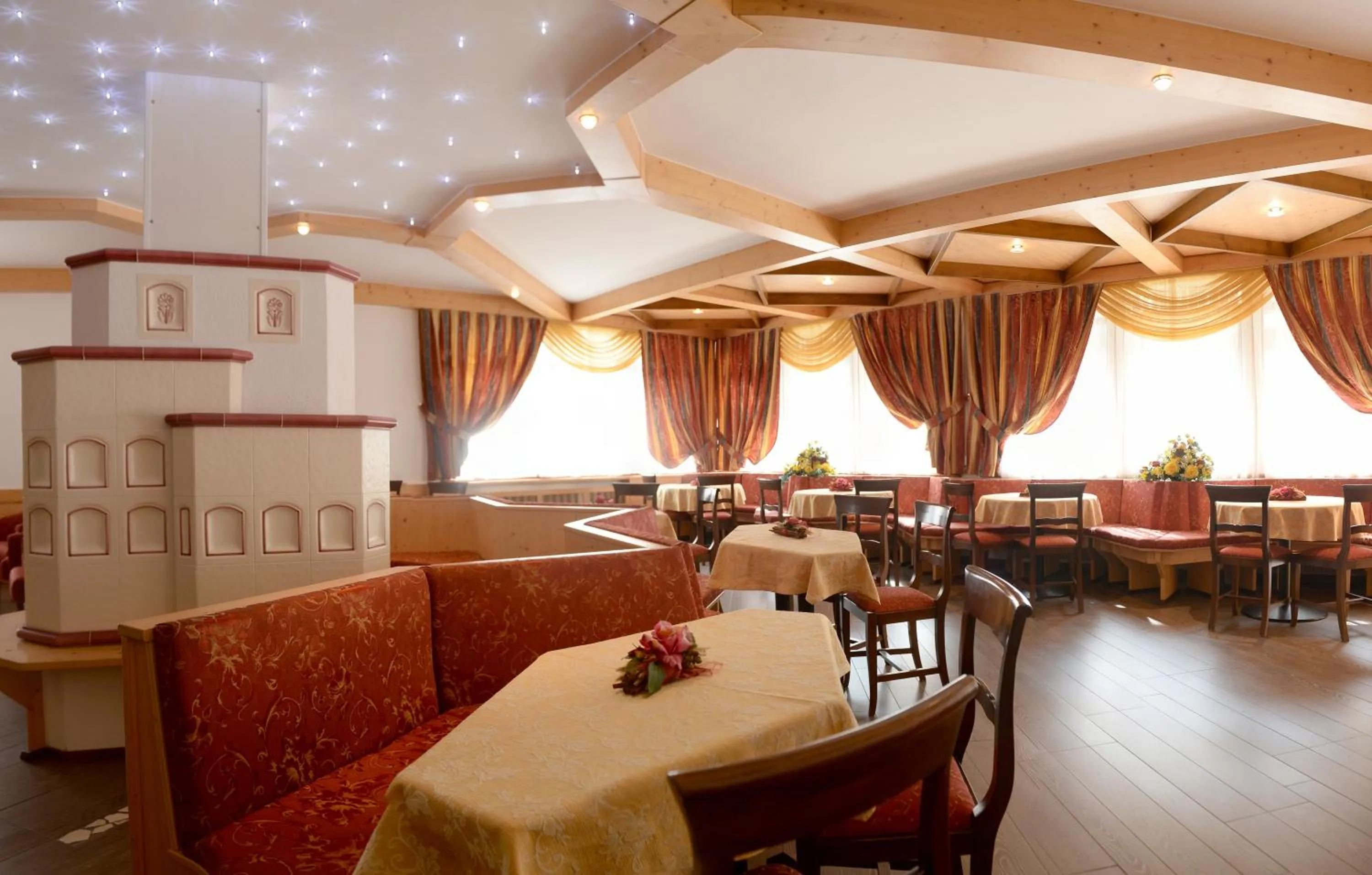 Lounge or bar in Hotel Dalla Serra