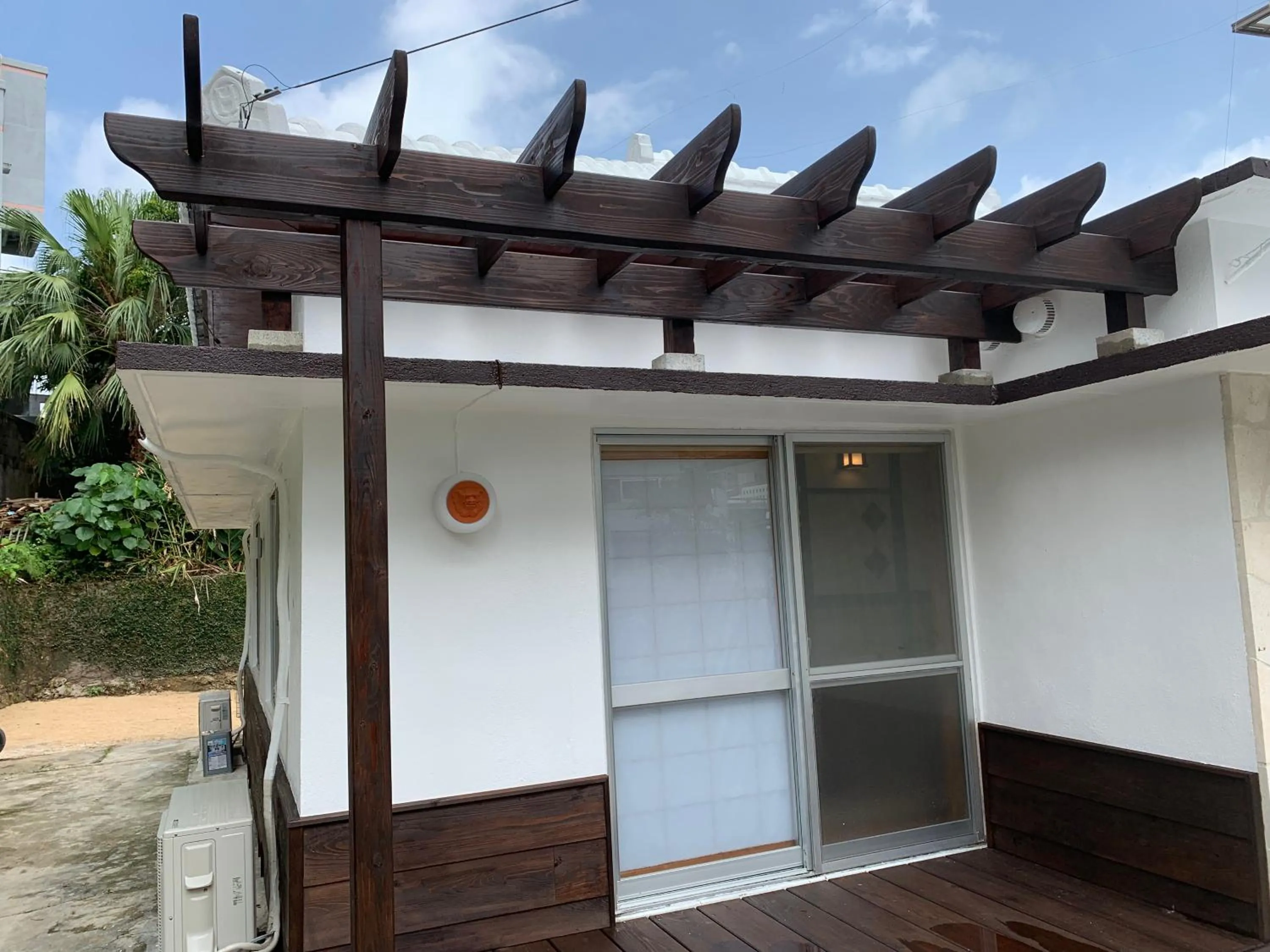 Facade/entrance in Condominium WAFU TEI Okinawa city