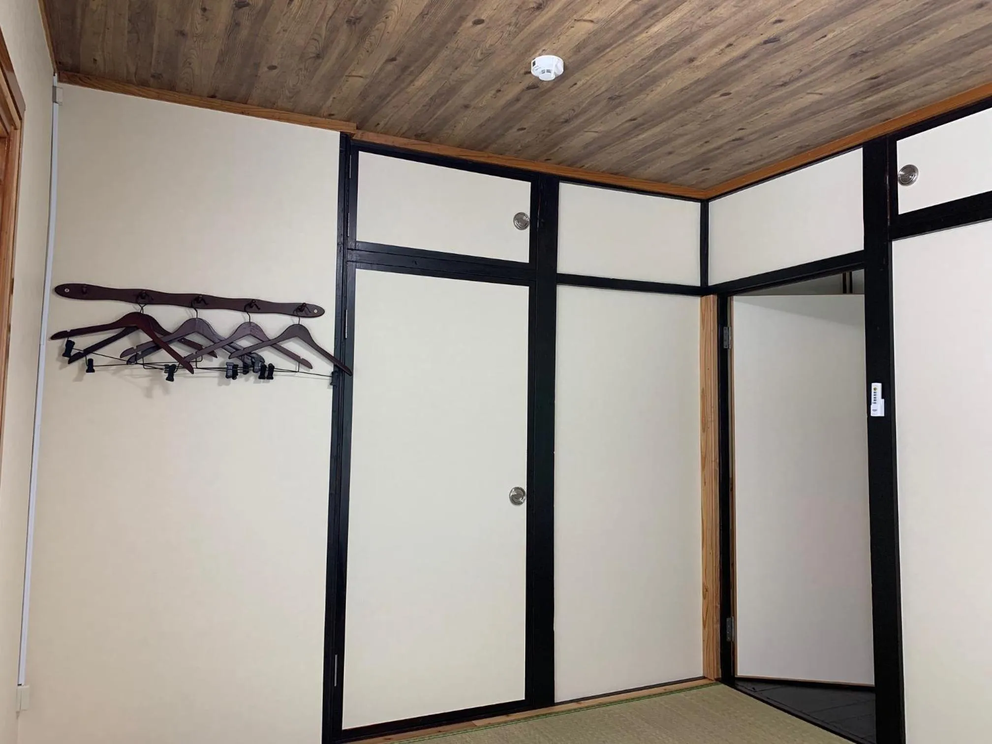 Photo of the whole room in Condominium WAFU TEI Okinawa city