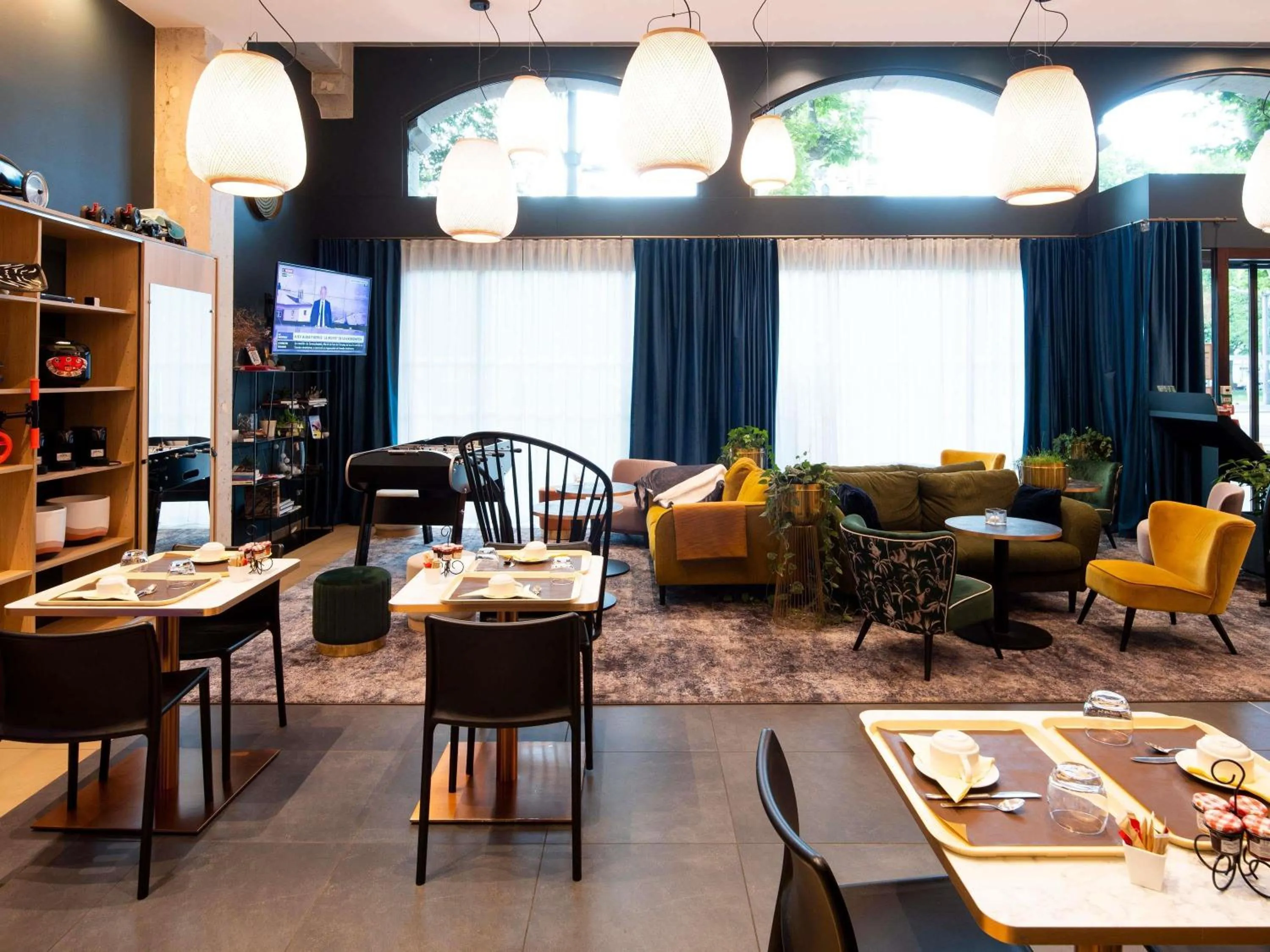 Breakfast in Aparthotel Adagio Lyon Patio Confluence