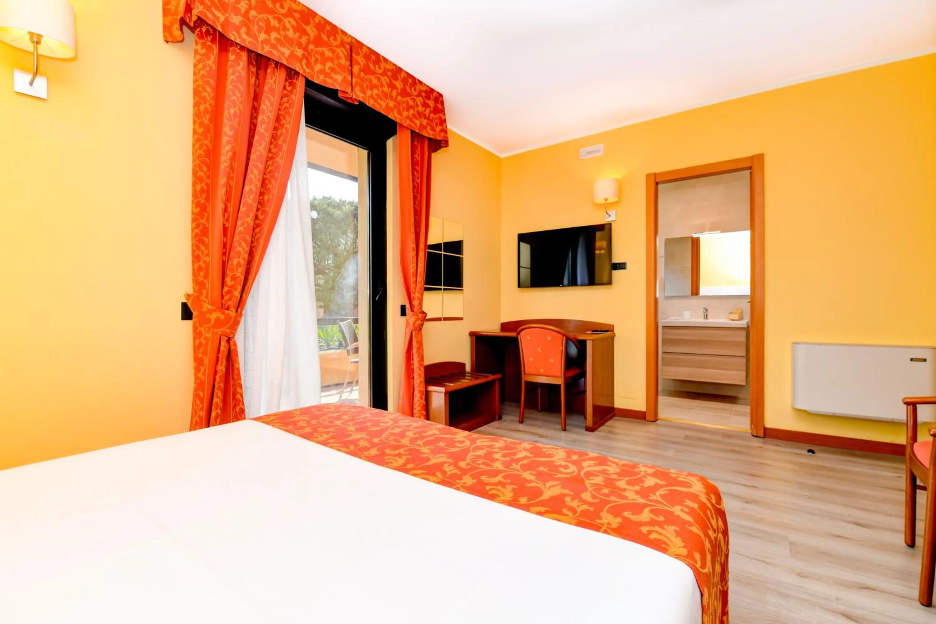 Bed in Lido International