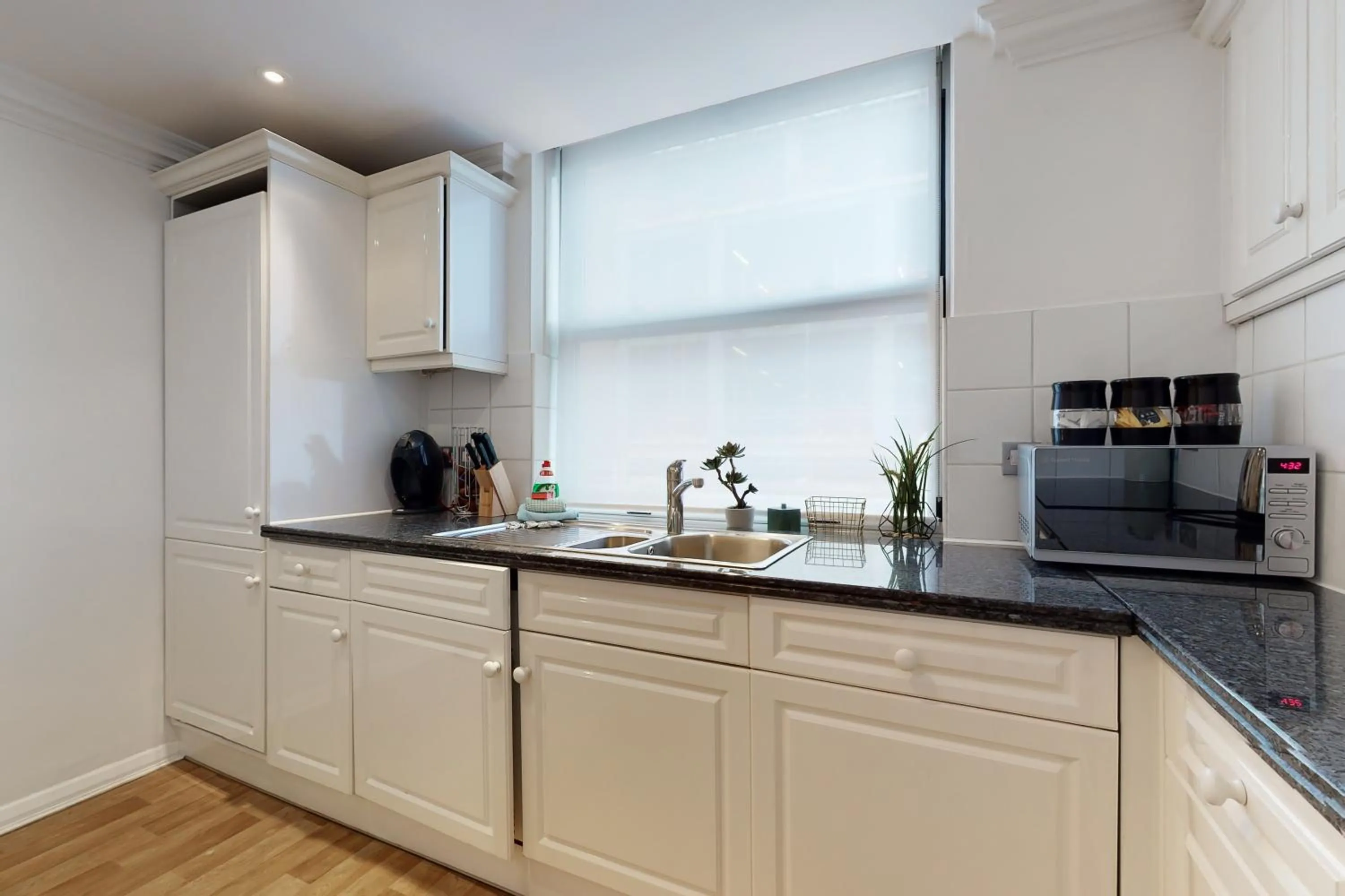 Kitchen or kitchenette in Stay in bond street