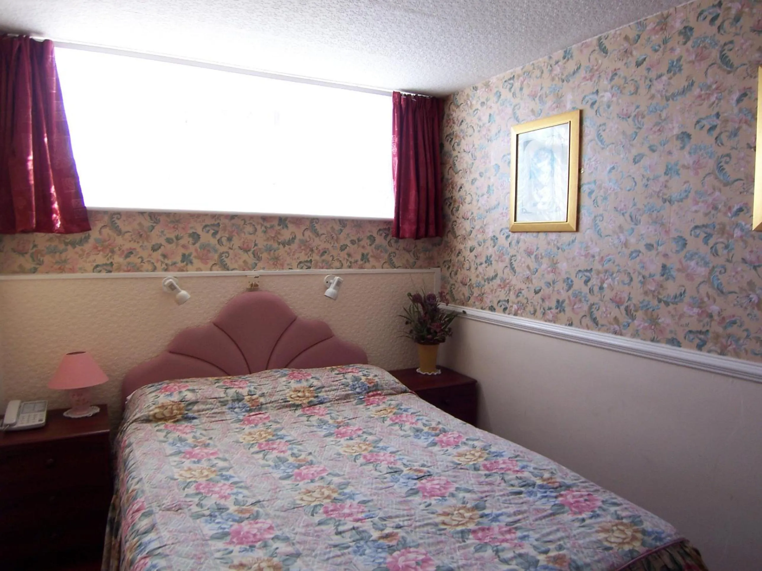 Double Room in Old Lamb Hotel