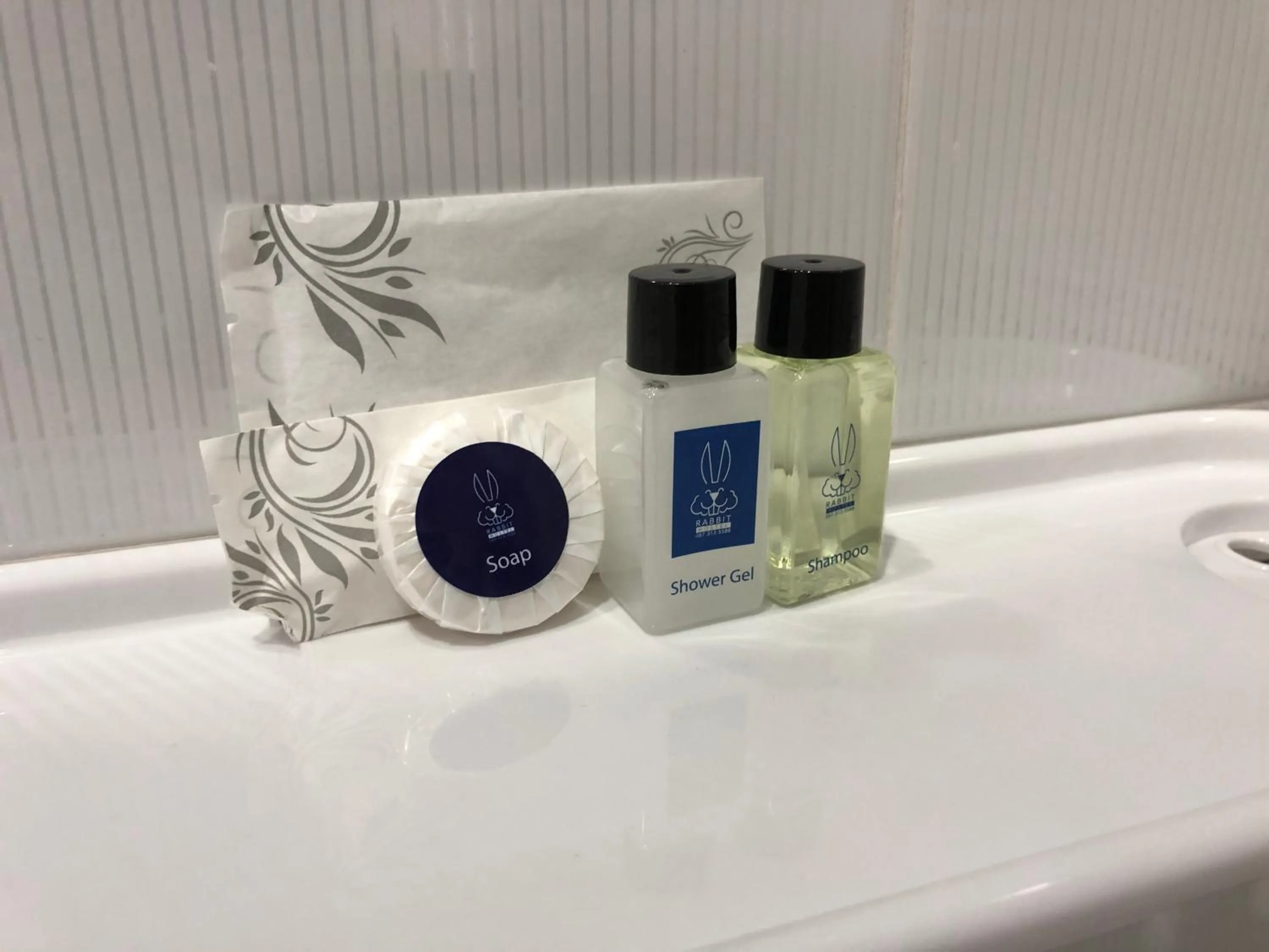 Bathroom in Rabbit Hotel