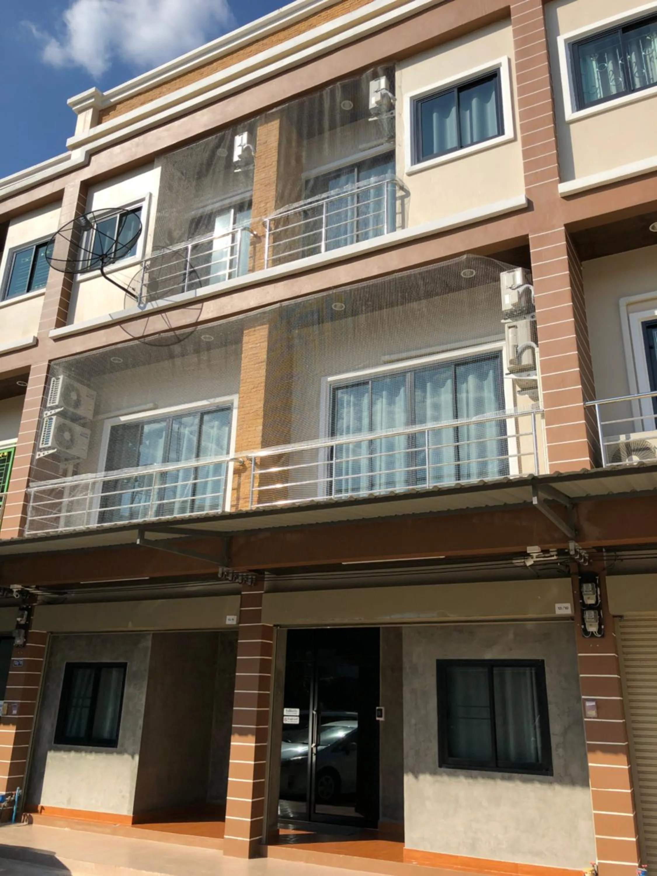 Facade/entrance in Rabbit Hotel