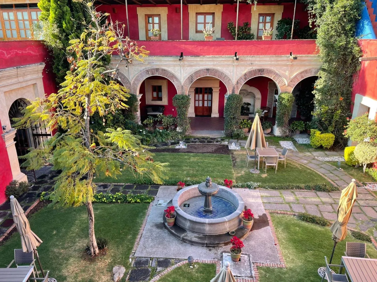 Property building in Quinta Luna