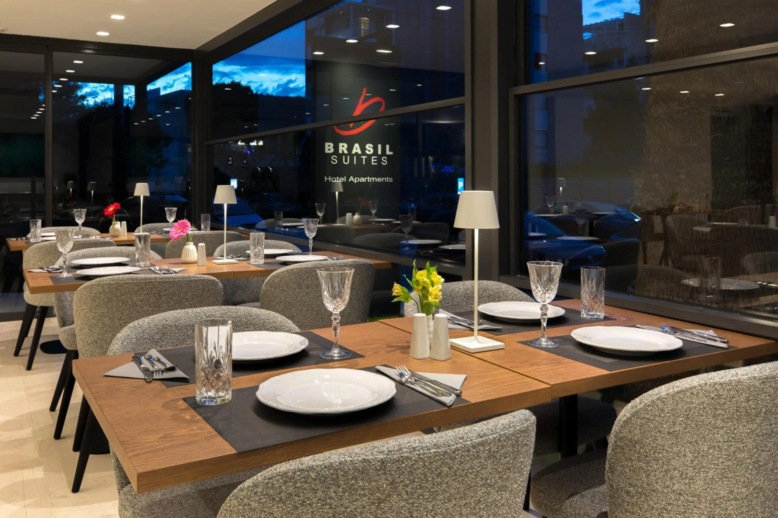 Restaurant/places to eat in Brasil Suites Boutique Hotel