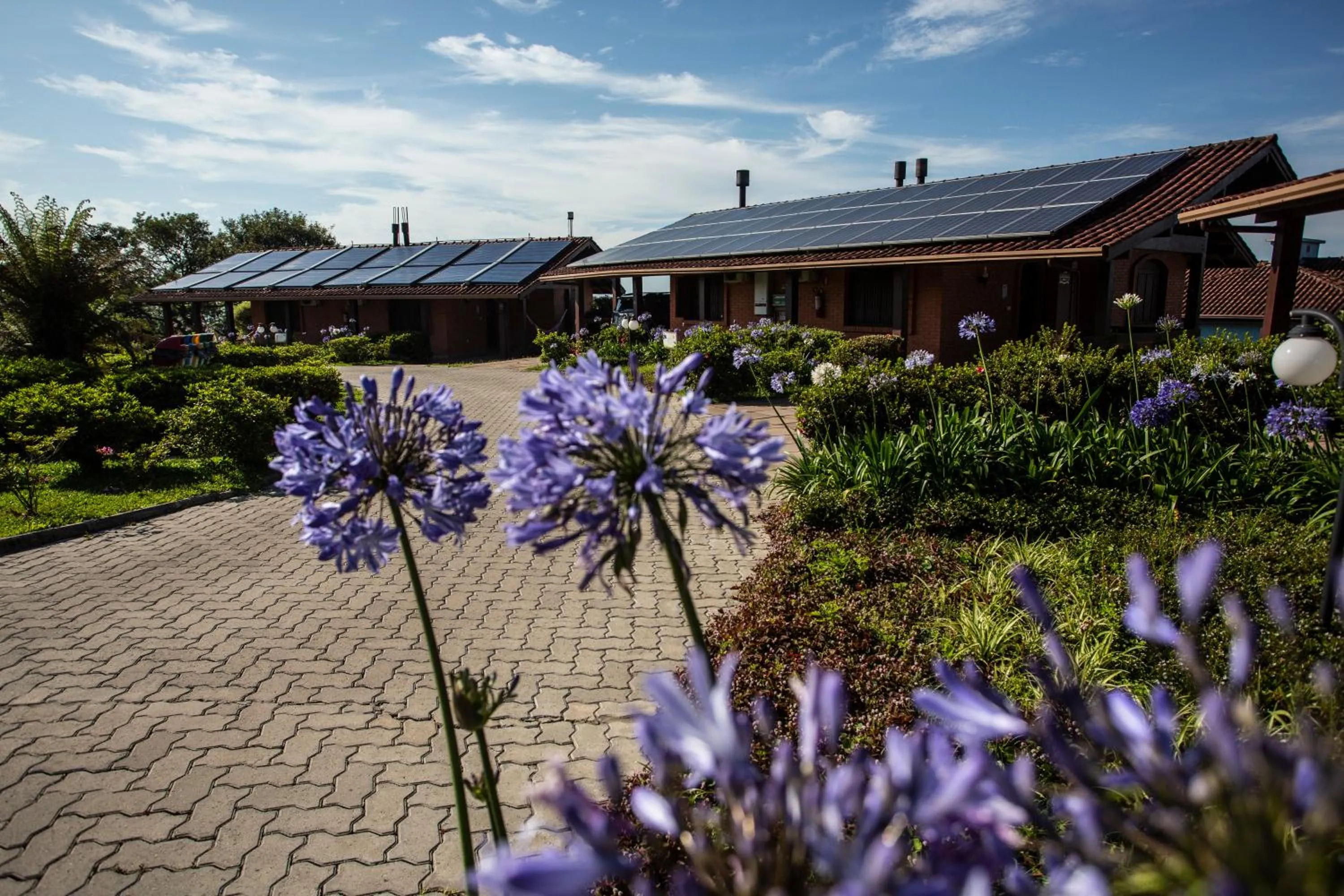 Property building in Hotel Bangalôs da Serra