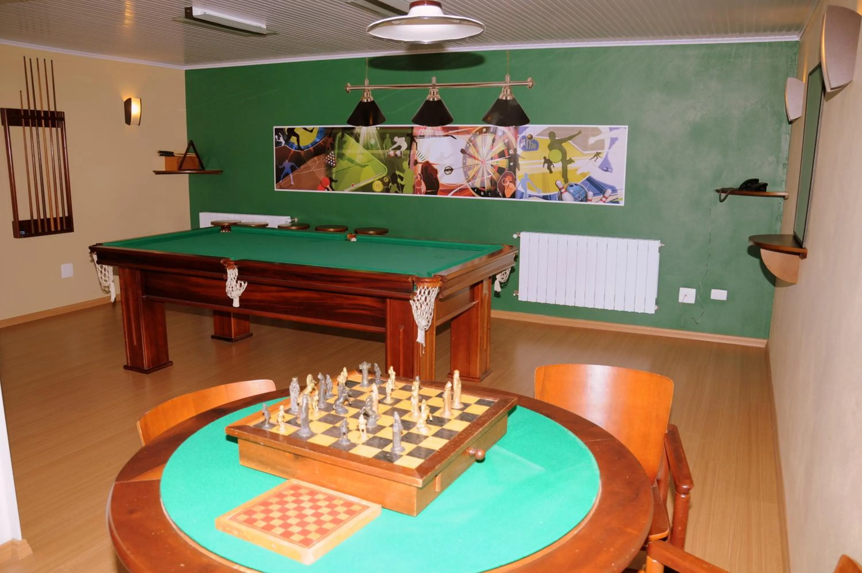 Billiard in Hotel Bangalôs da Serra