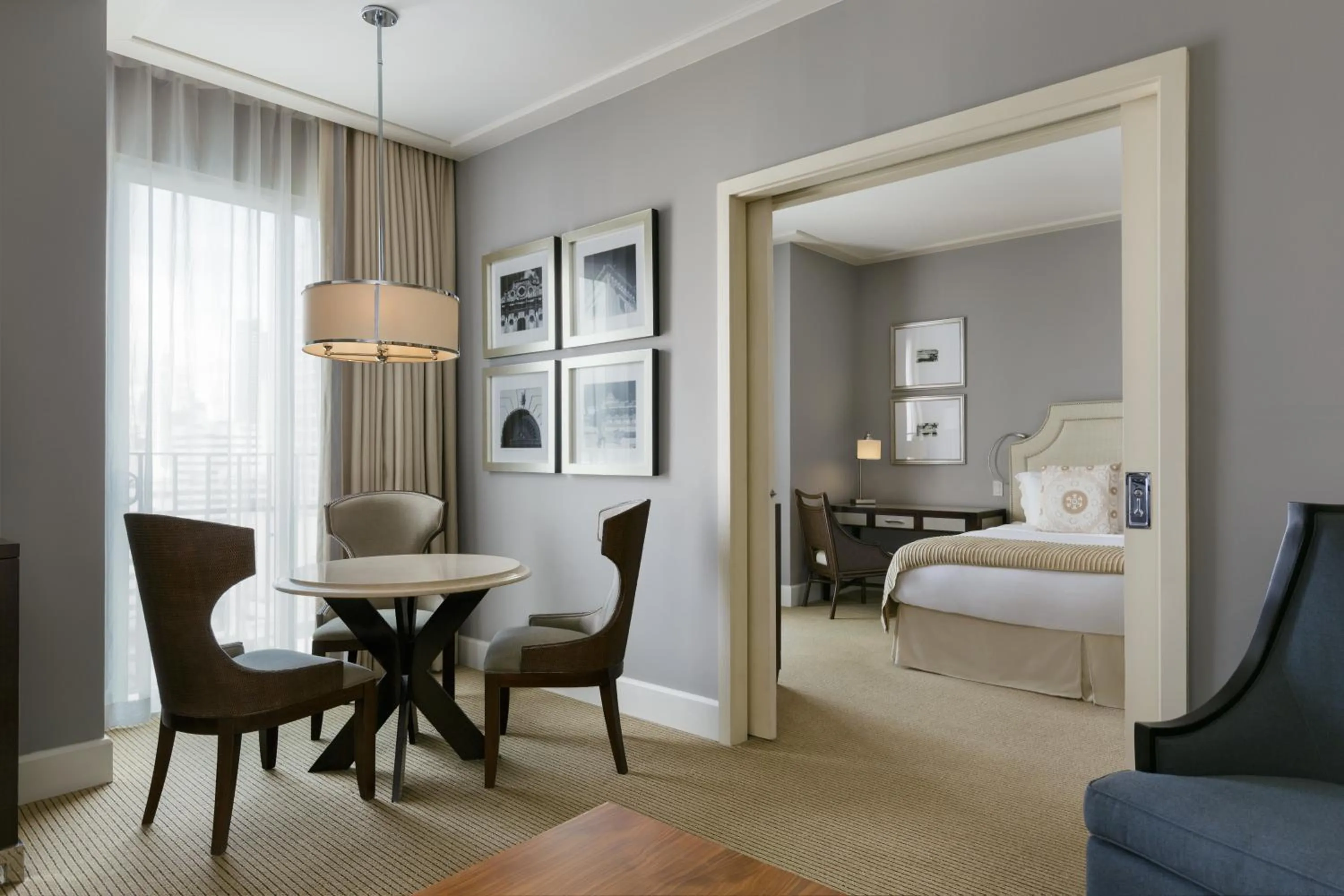 Living room, Bed in Bristol Panama, a Registry Collection Hotel