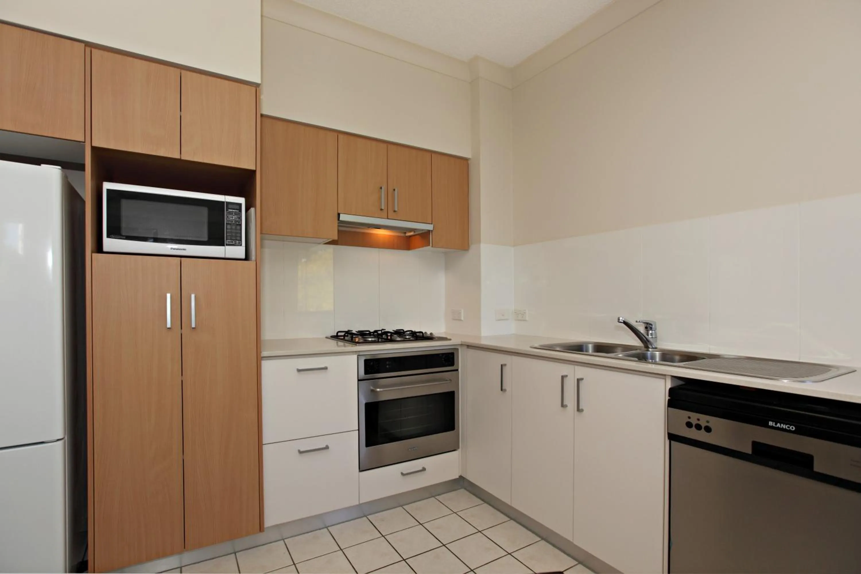 Kitchen or kitchenette in Inn on the Park Apartments