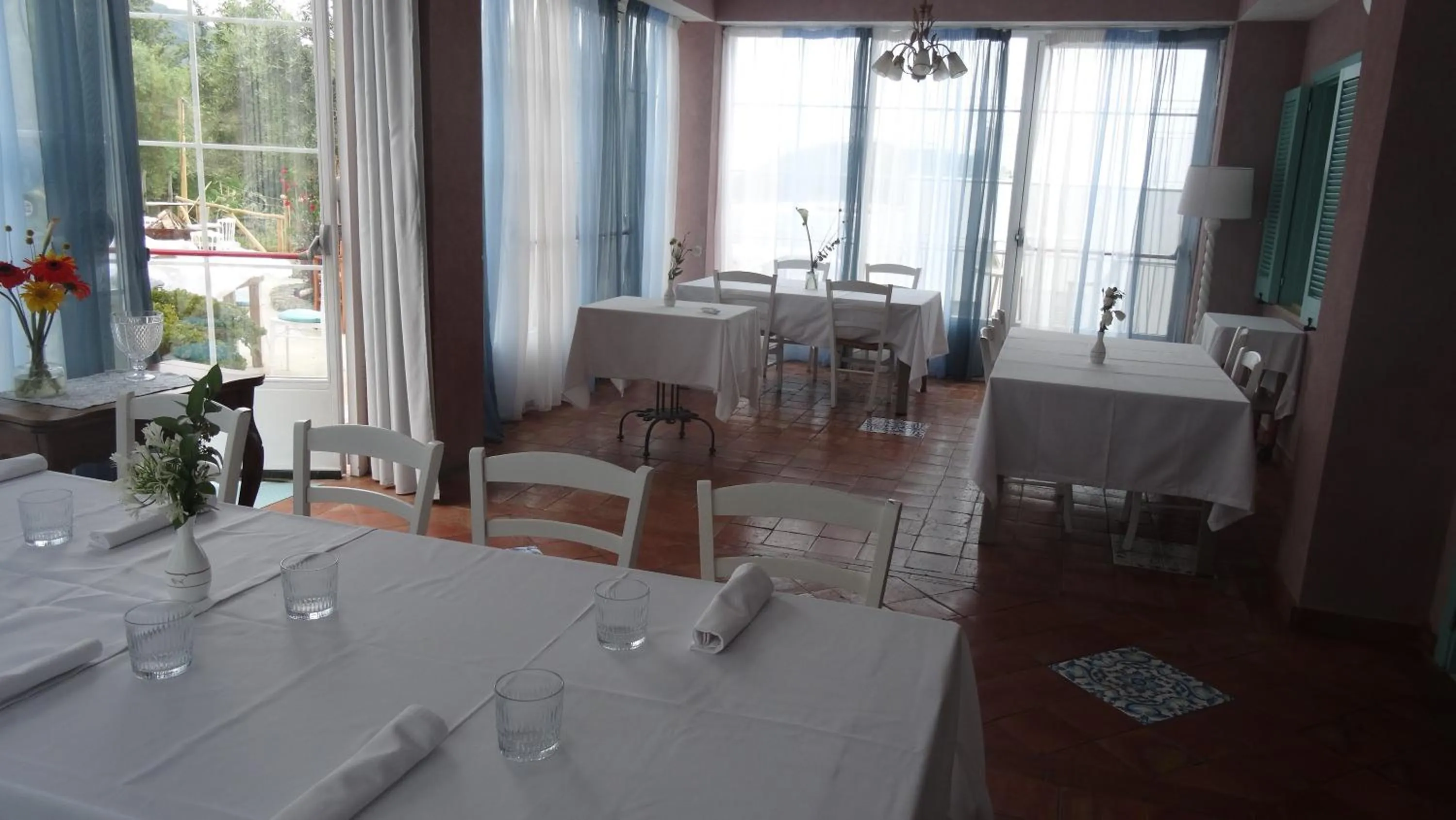 Restaurant/places to eat in Borgo Rosso di Sera - Resort Country Chic