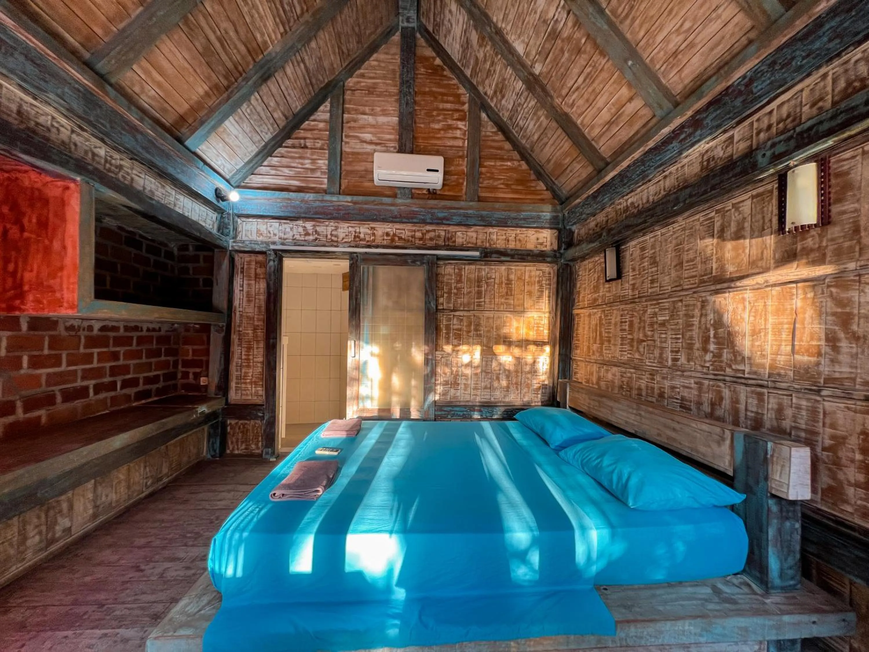 Bed in Coconut Dream