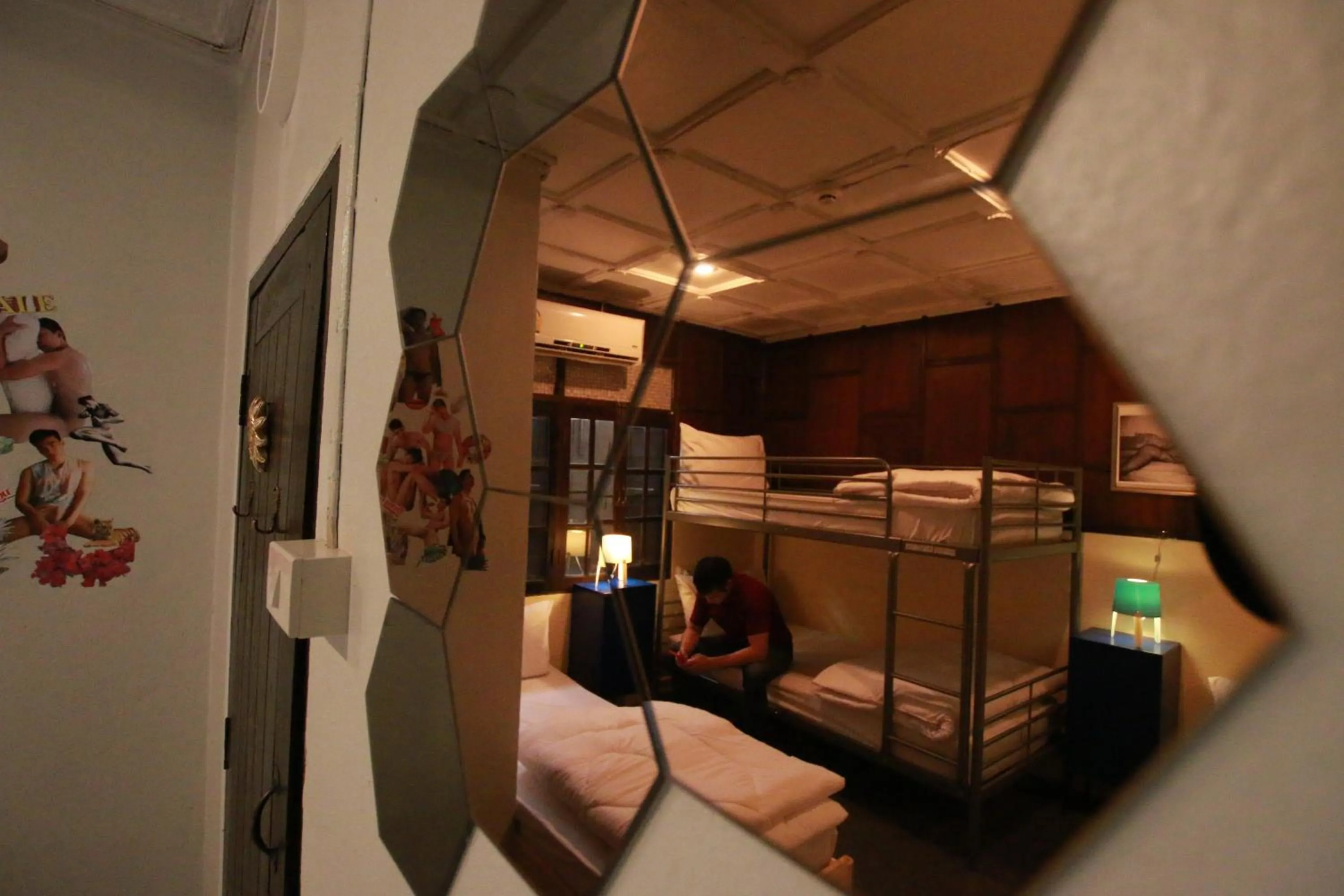 Photo of the whole room, Bed in Club One Seven Gaymen Chiang Mai