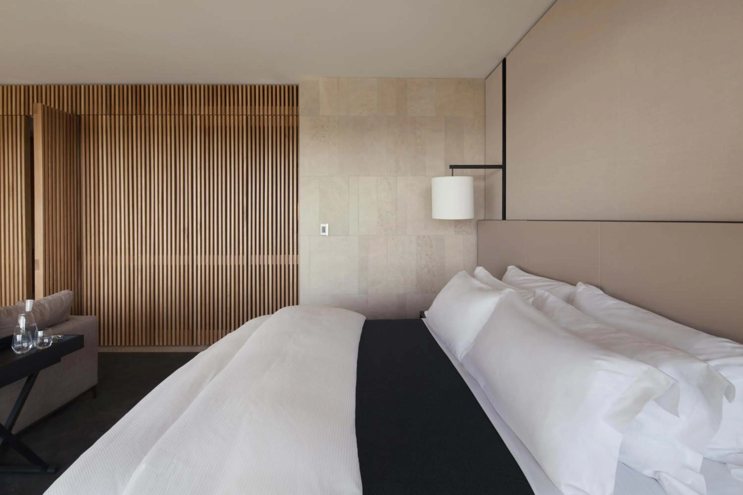 Bedroom, Bed in Hotel Realm