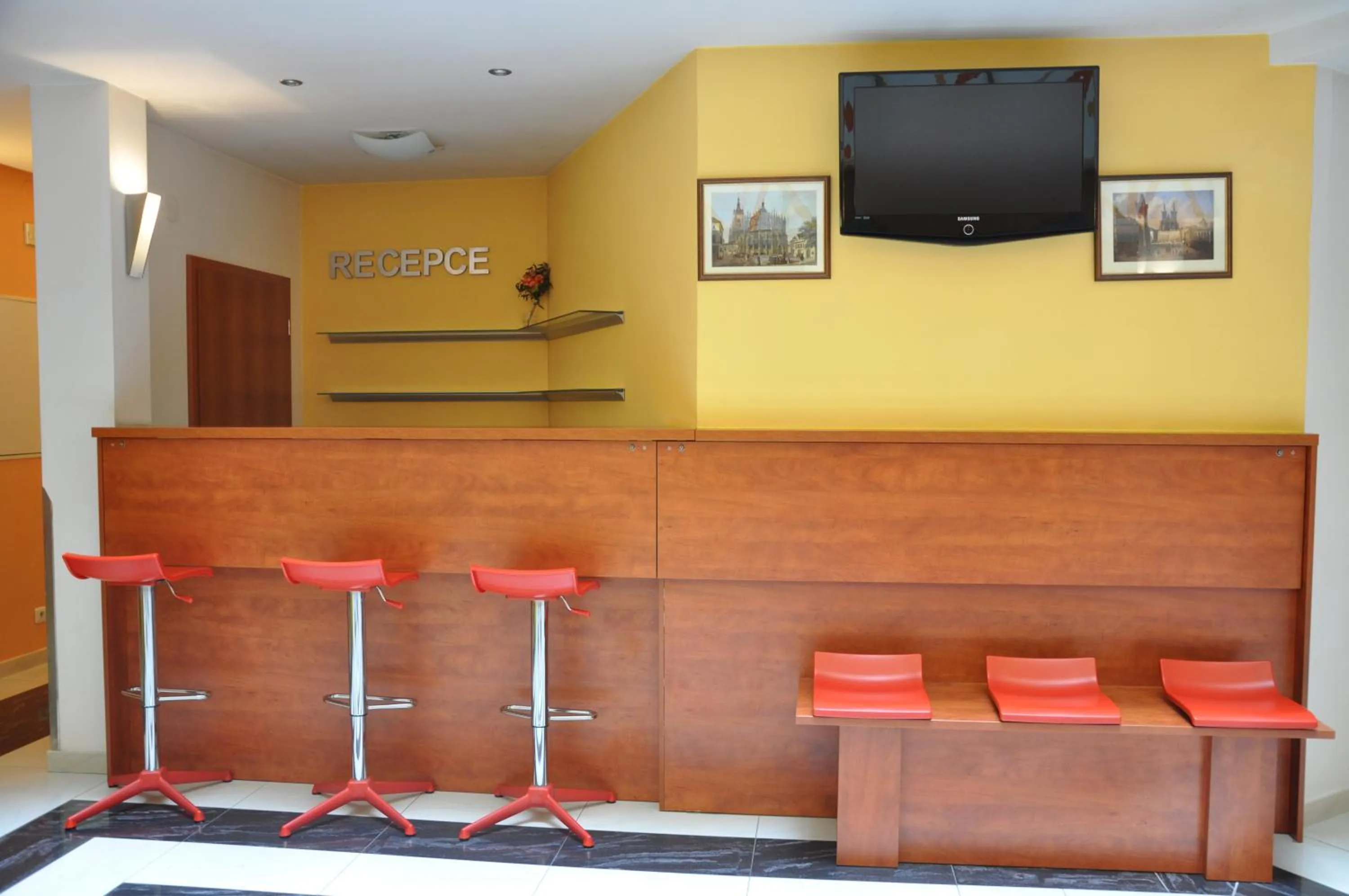 Lobby or reception in City Central De Luxe