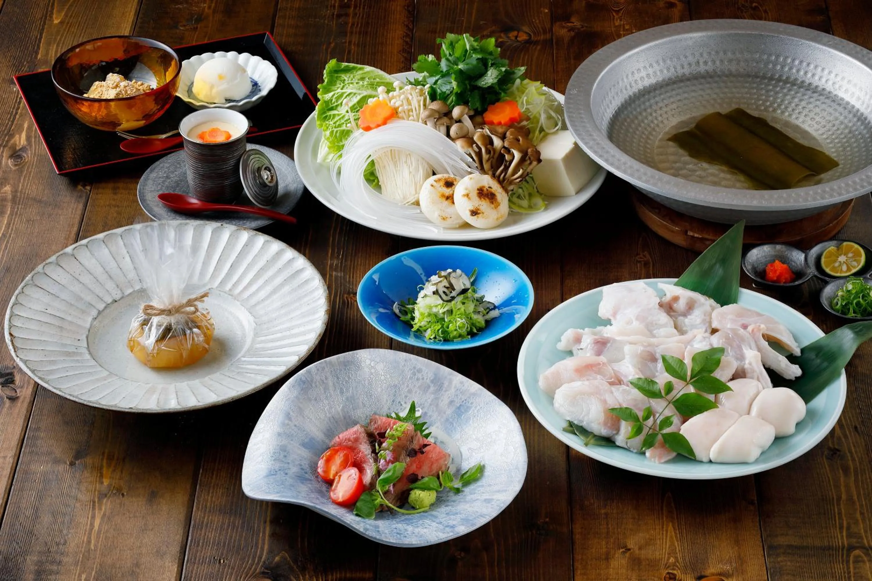 Food and drinks in GRAND CHARIOT Hokutoshichisei 135°