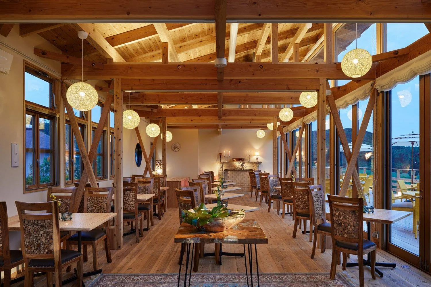 Restaurant/places to eat in GRAND CHARIOT Hokutoshichisei 135°