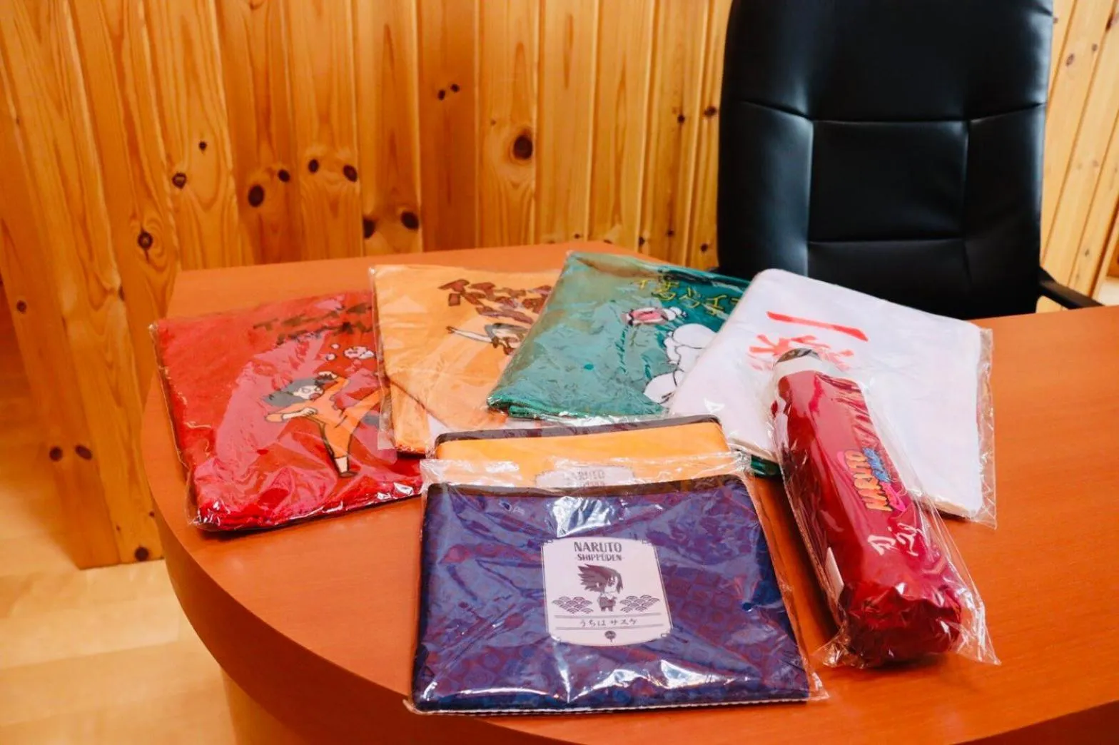 Photo of the whole room, Bed in GRAND CHARIOT Hokutoshichisei 135°