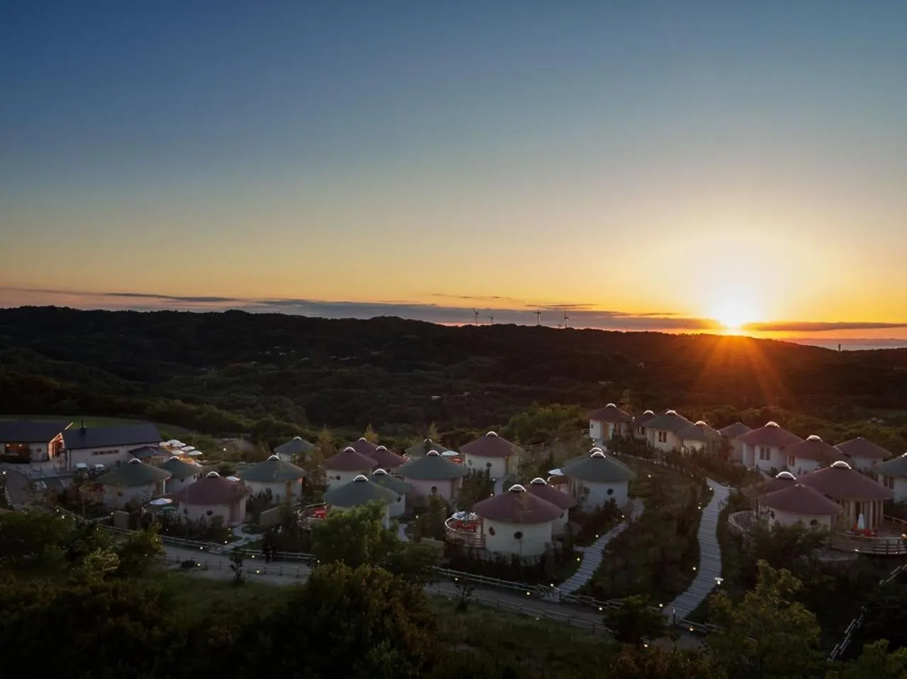 Sunrise in GRAND CHARIOT Hokutoshichisei 135°