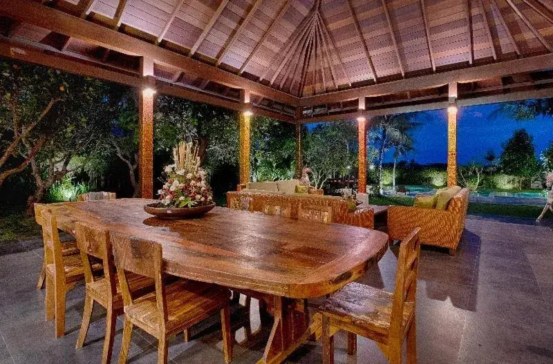 One-Bedroom Suite with Shared Pool in Ketewel Villa by Sanga Sanga Hospitality One-Bedroom Suite with Shared Pool in Ketewel Villa by Sanga Sanga Hospitality