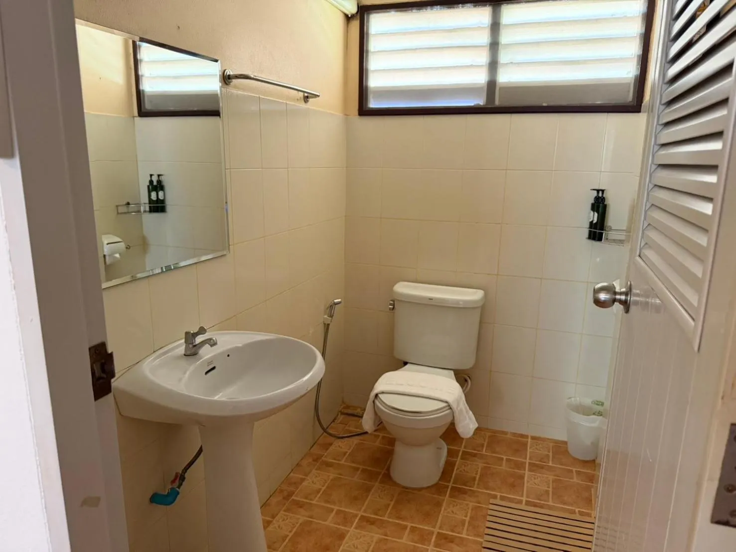 Toilet in Baan Pun Sook Resort