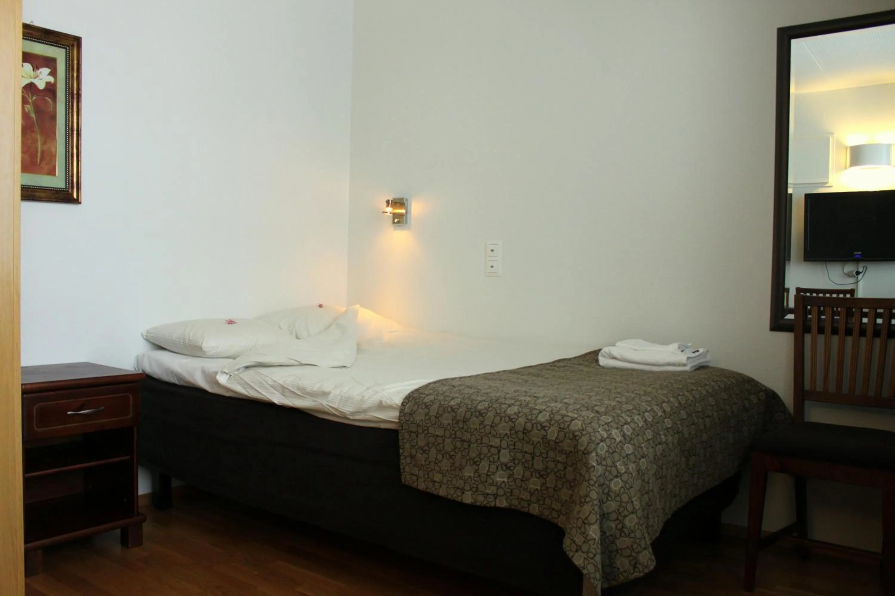 Photo of the whole room, Bed in Hotel Alvariini