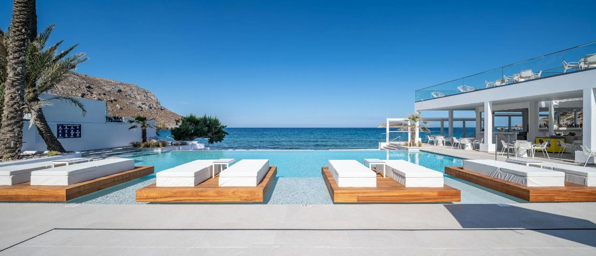 Property building in Kantouni Beach Boutique Hotel