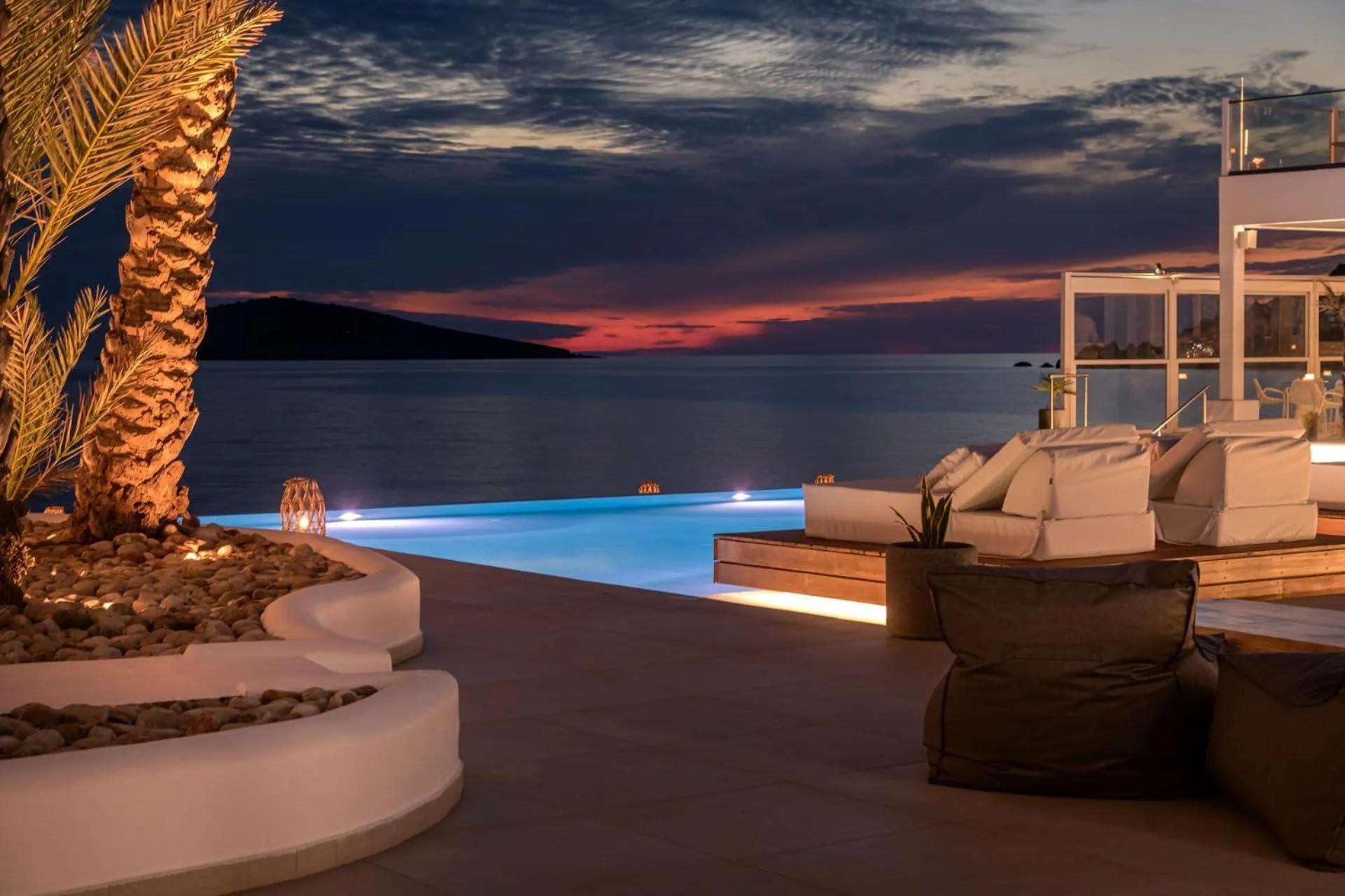 Sunset in Kantouni Beach Boutique Hotel