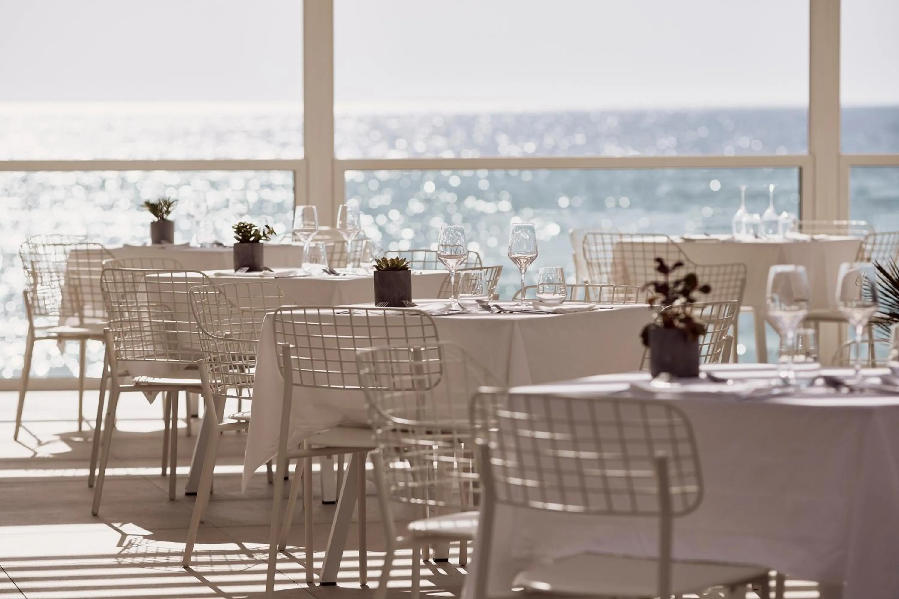 Dining area in Kantouni Beach Boutique Hotel