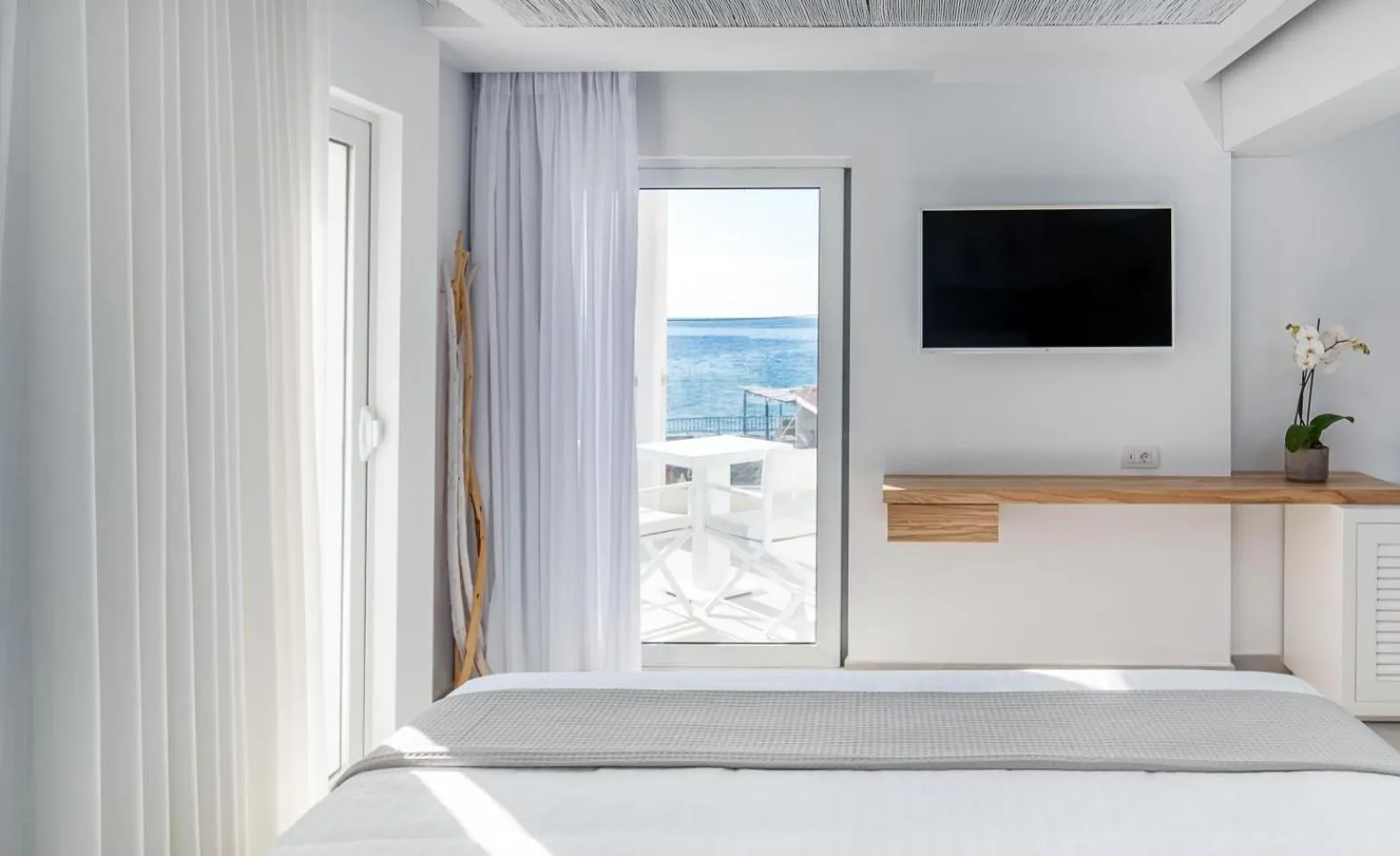 View (from property/room), Bed in Kantouni Beach Boutique Hotel