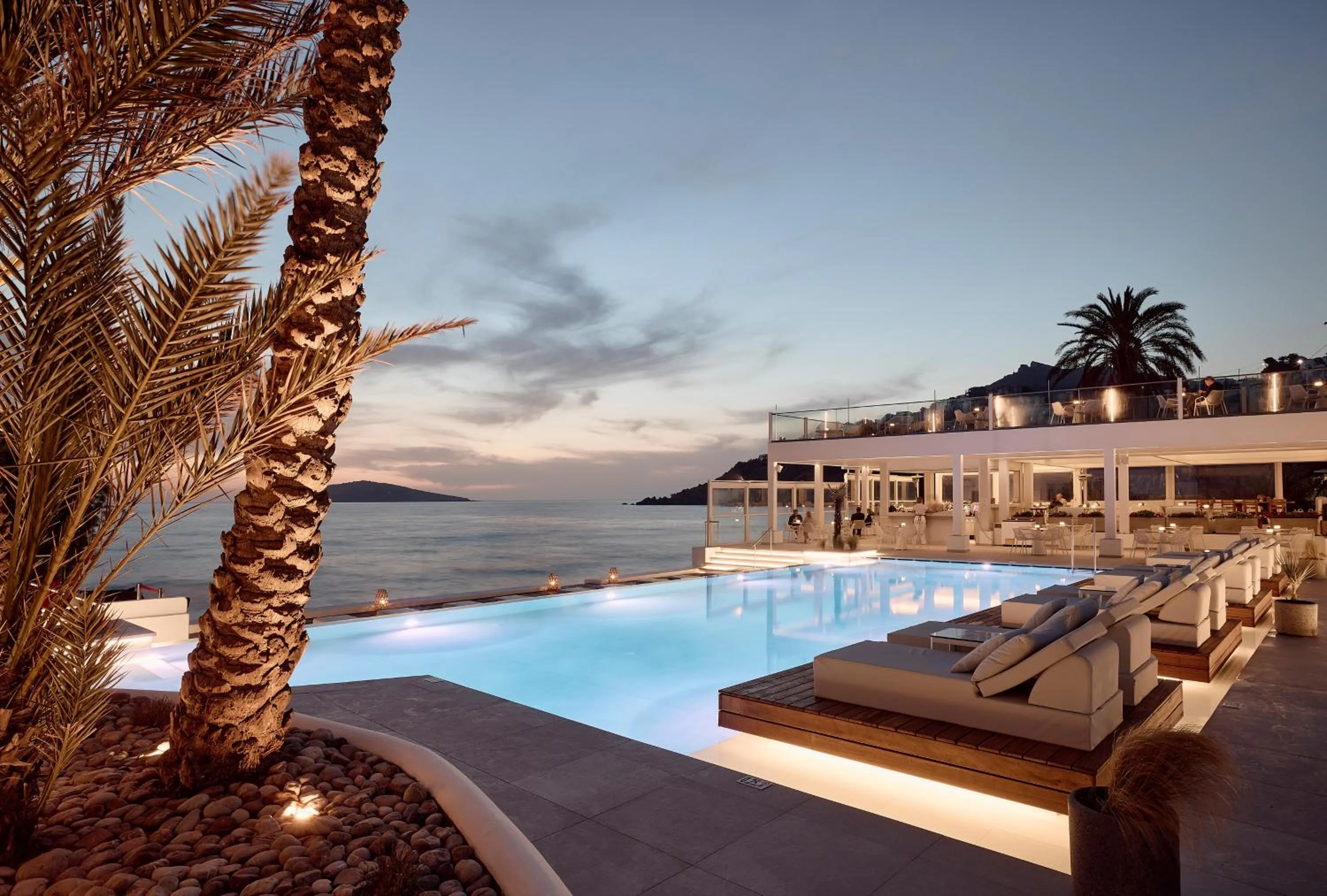 Swimming pool in Kantouni Beach Boutique Hotel