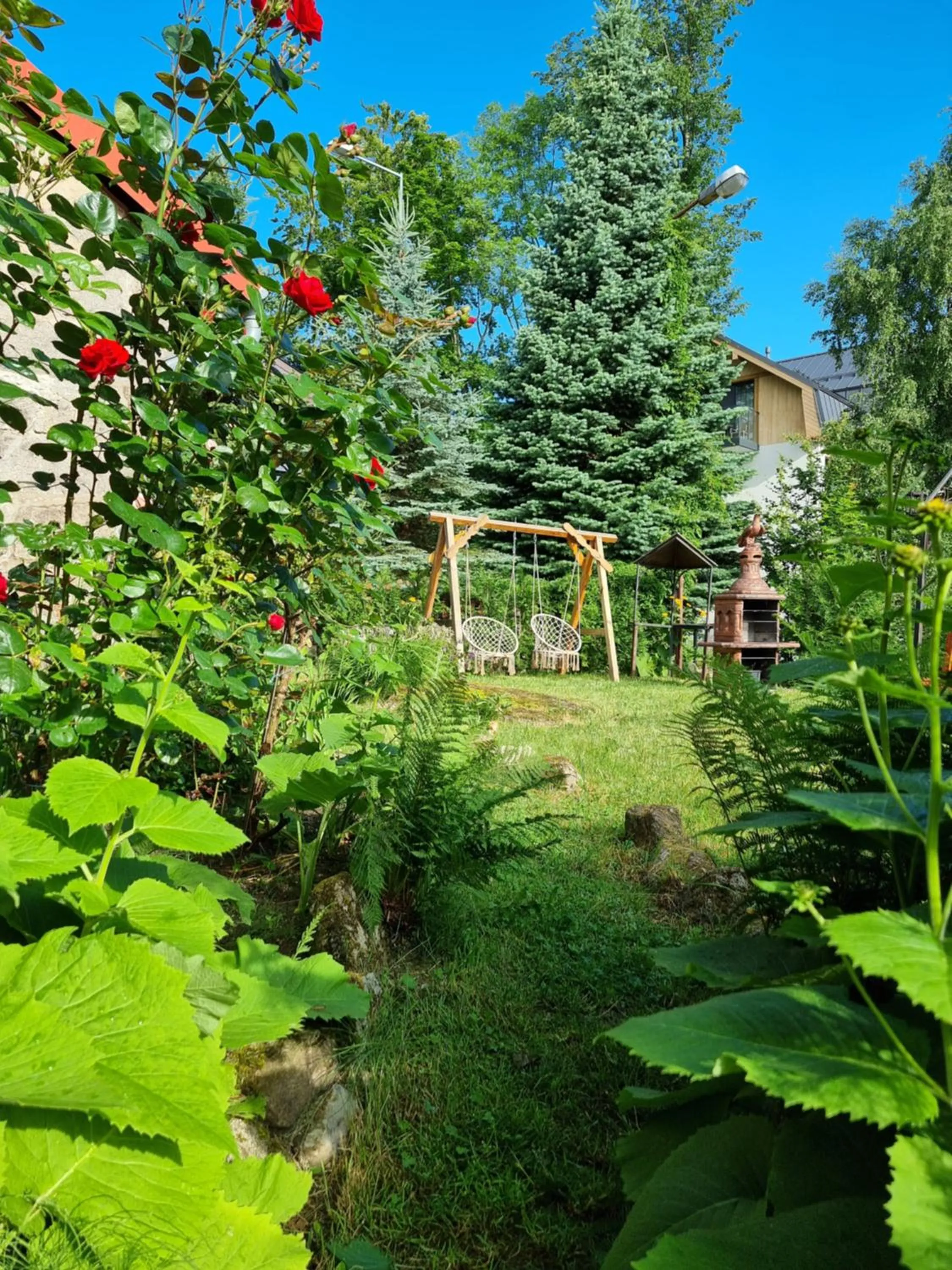 Property building in SCOTS pokoje gościnne