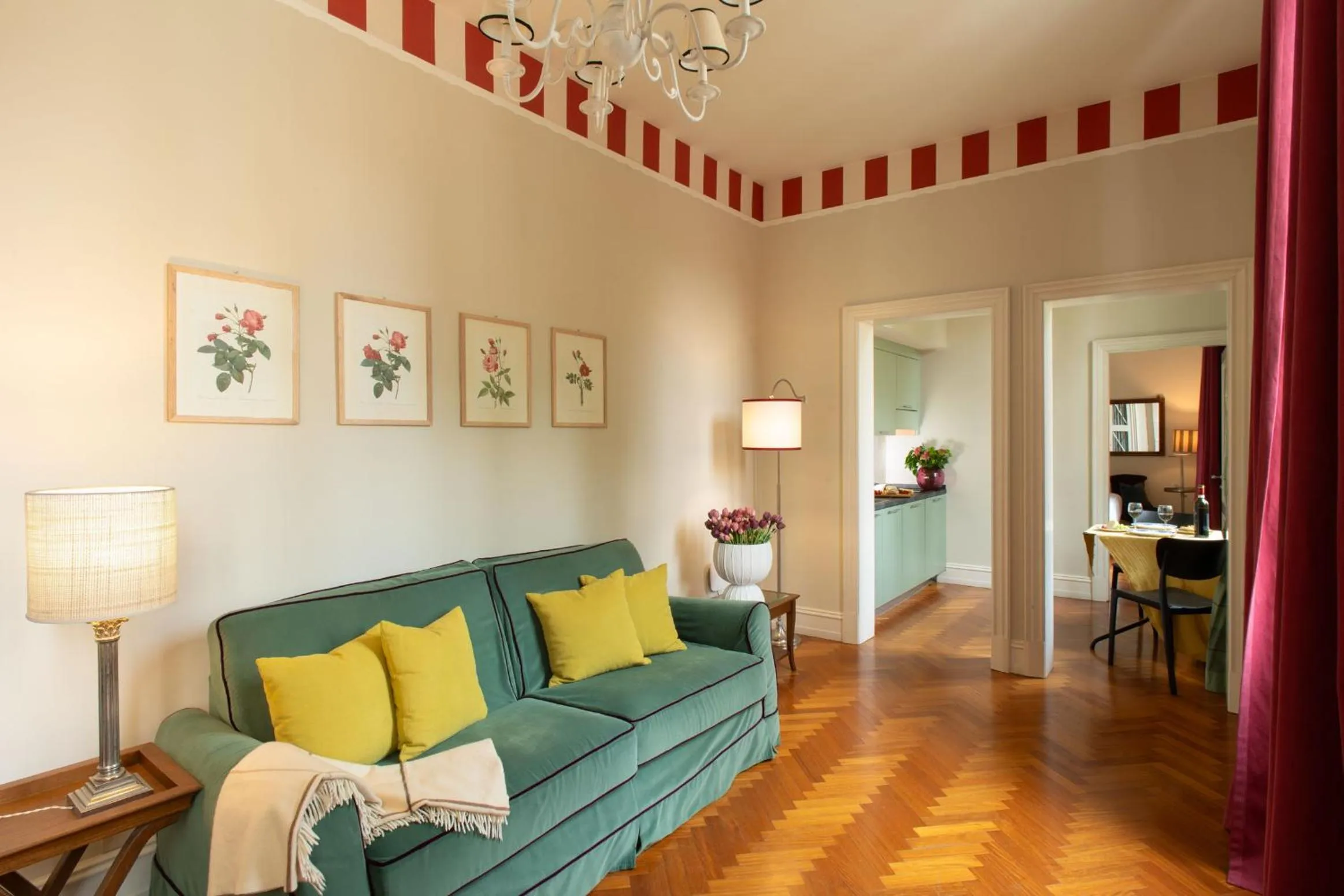 Living room in Serristori Palace Residence