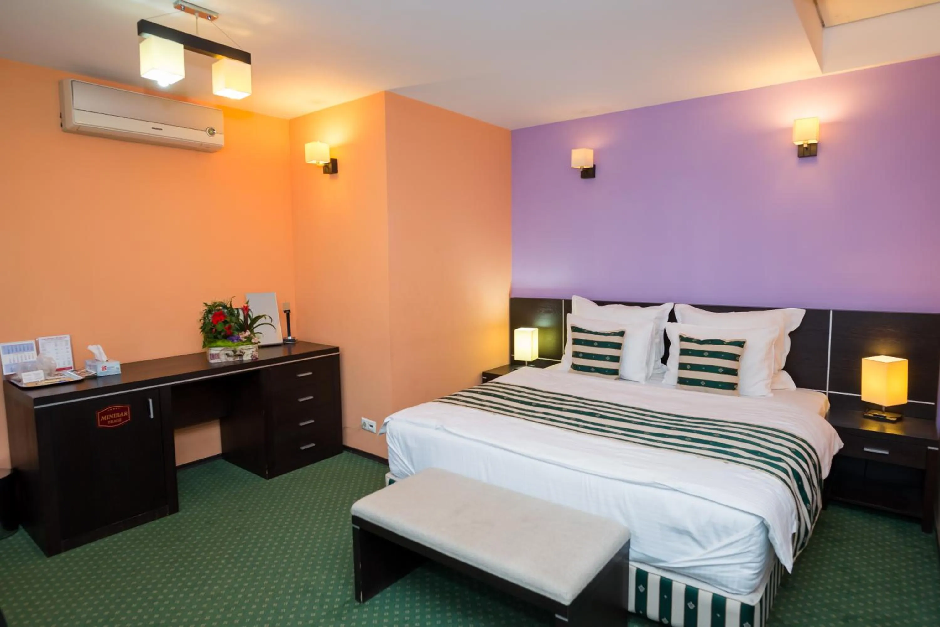 Bed in Pensiunea President