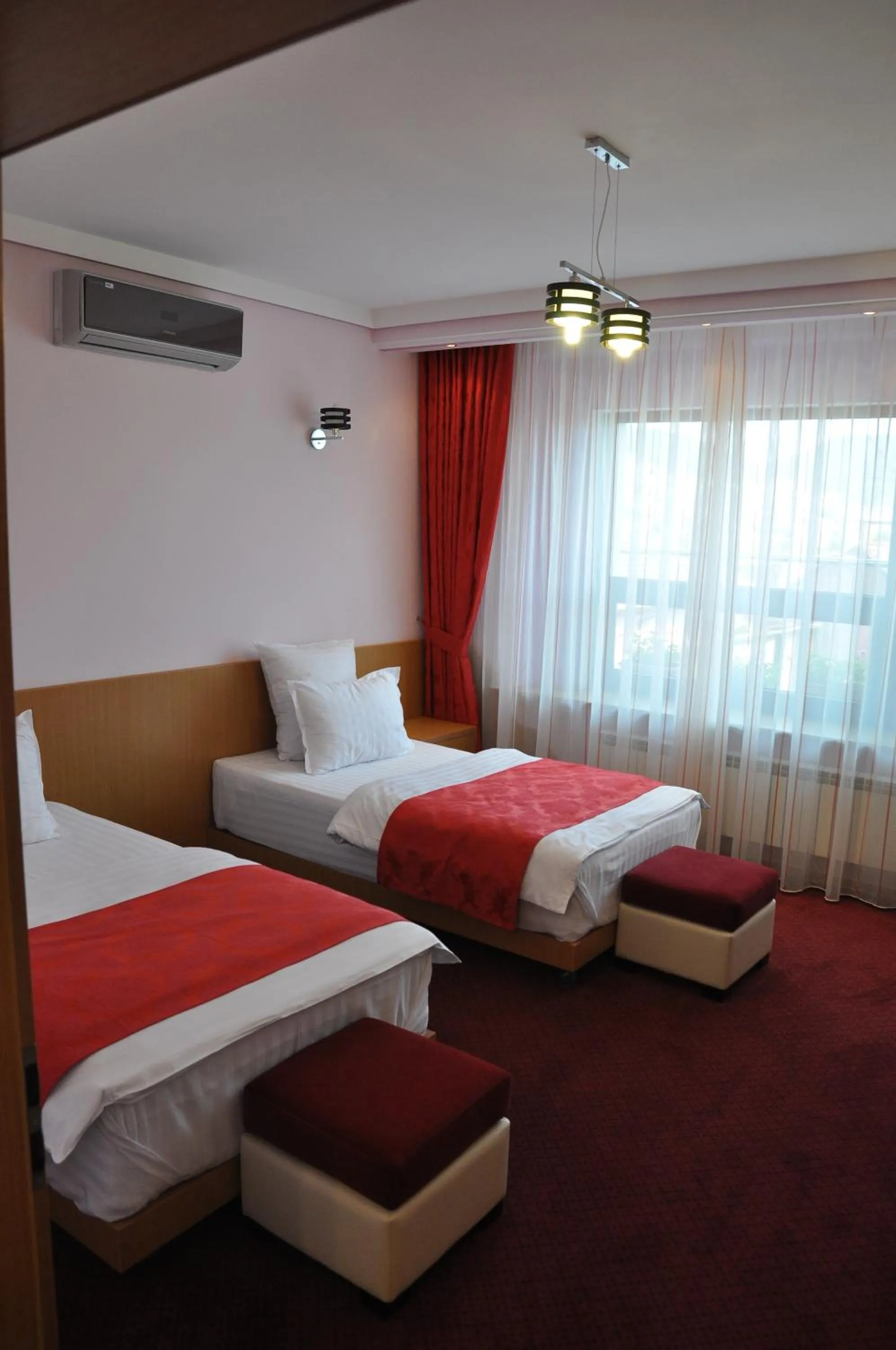 Bed in Pensiunea President