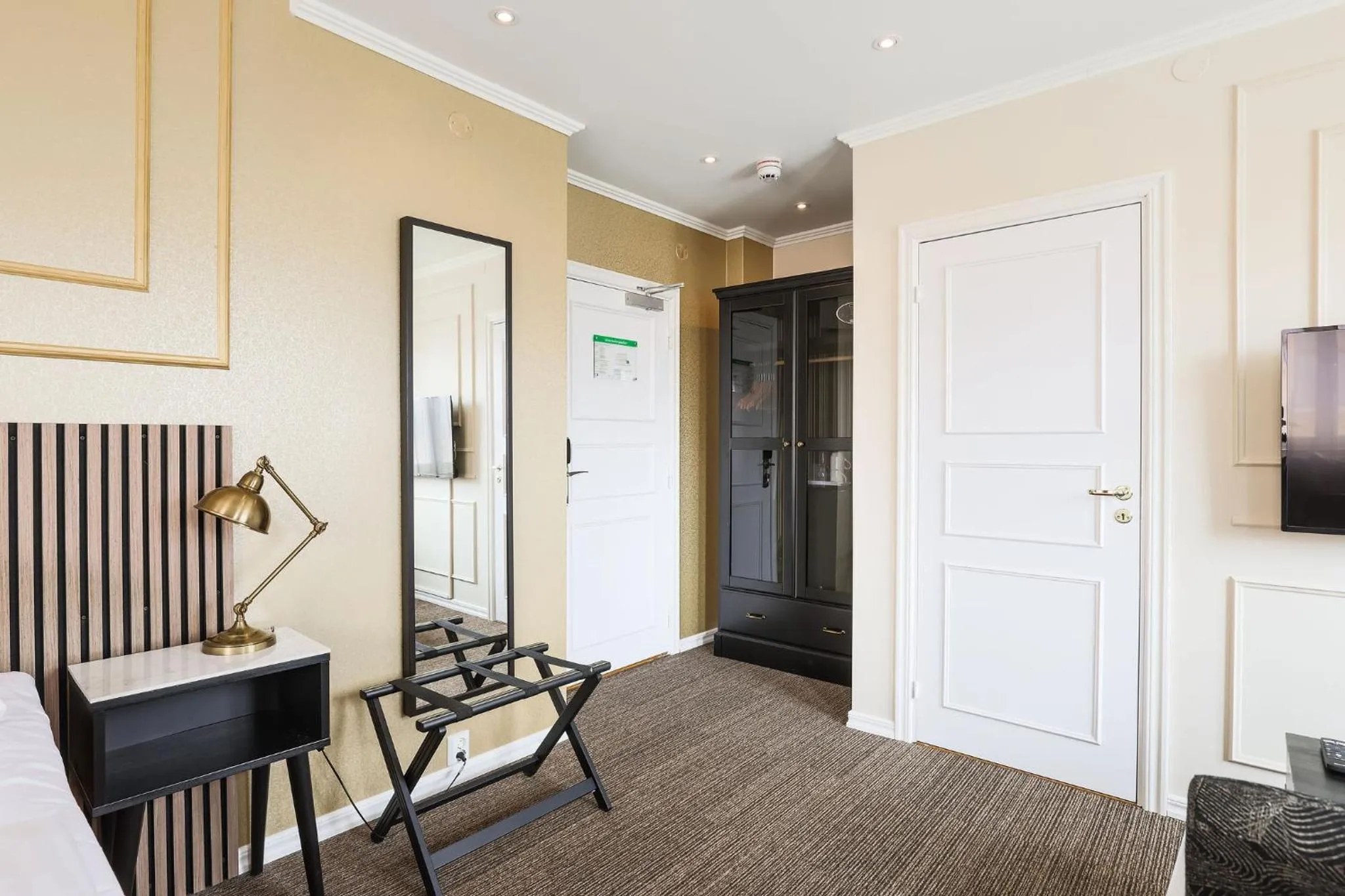 Photo of the whole room in Comfort Hotel Linköping City