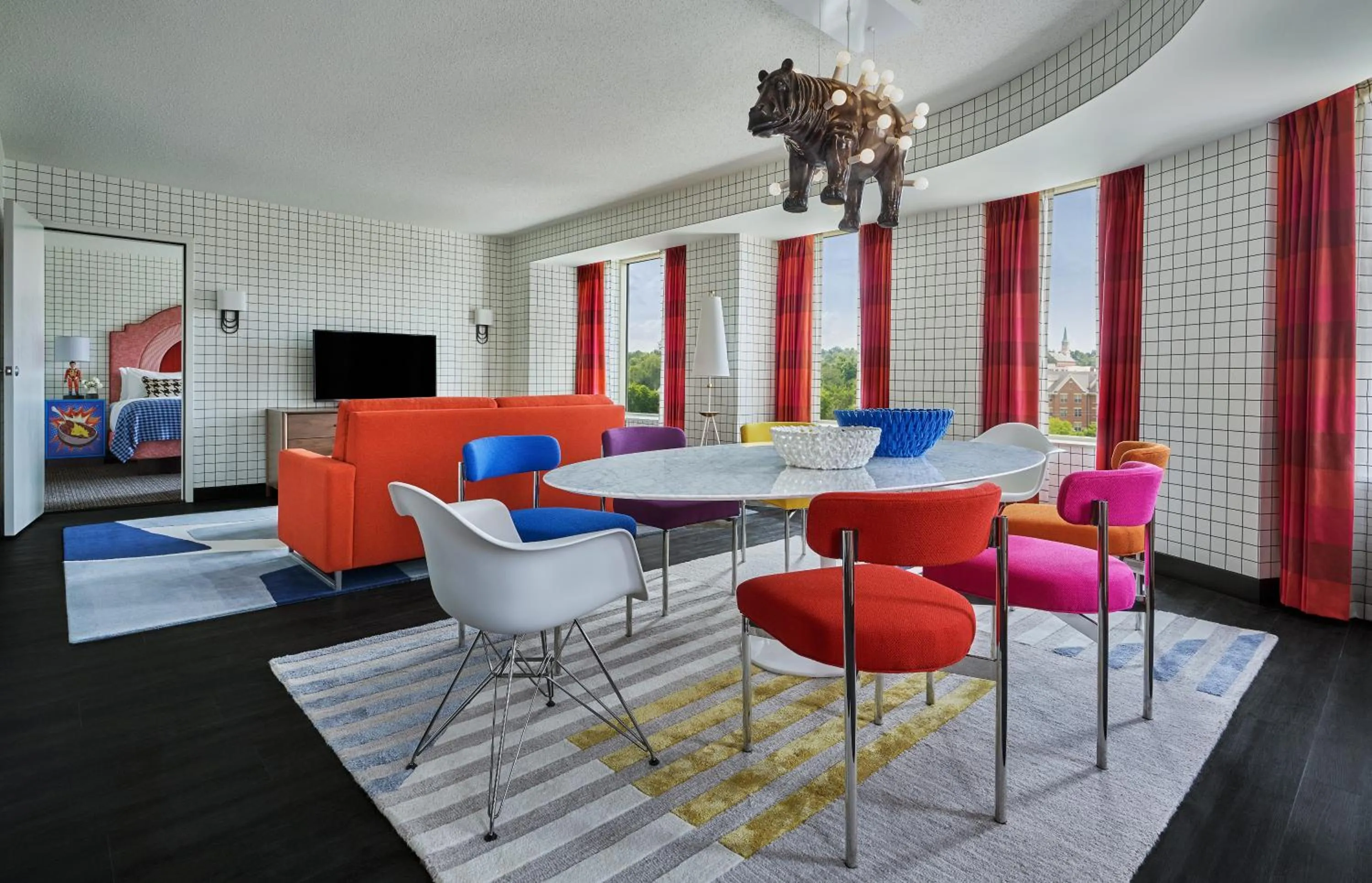 Living room in Graduate by Hilton Cincinnati