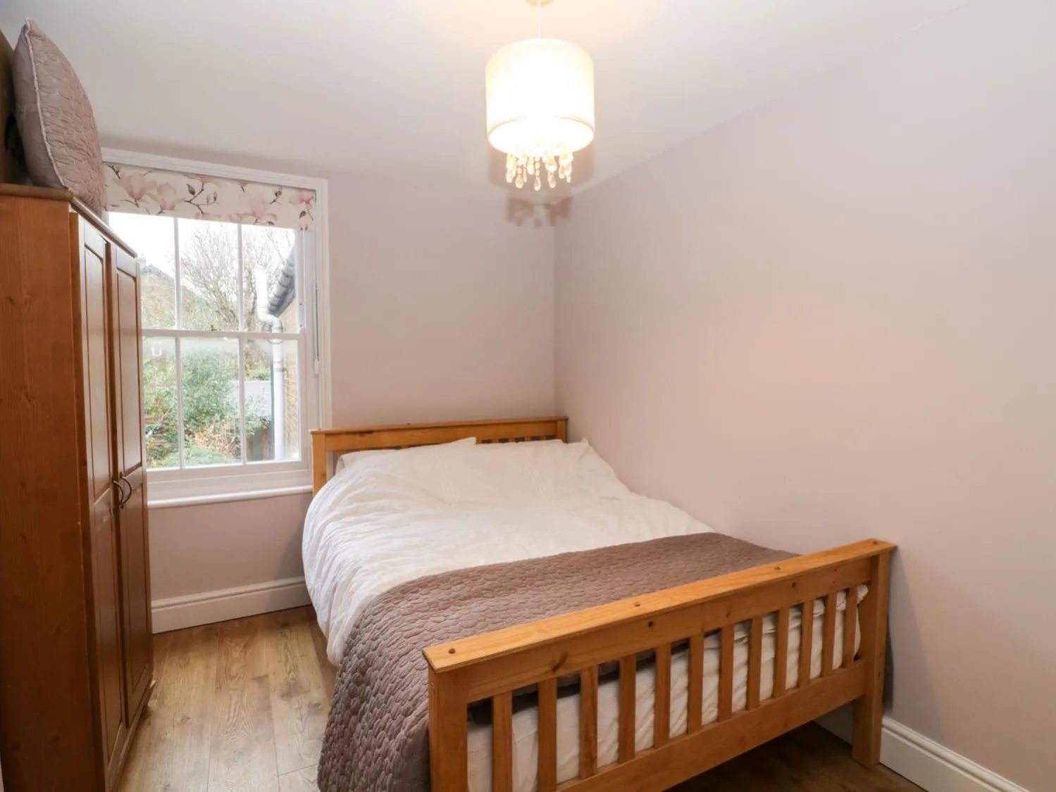 Bed in Newden Cottage