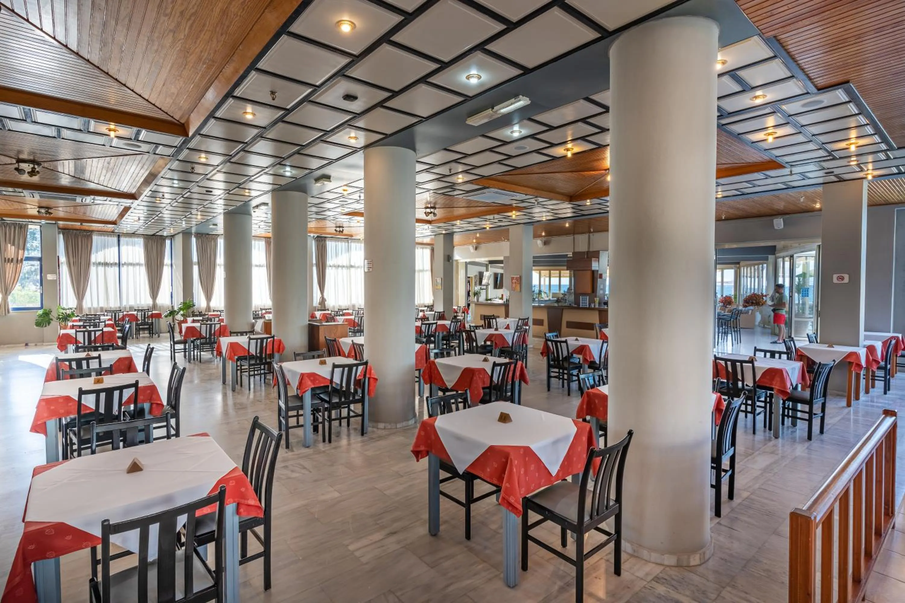 Restaurant/places to eat in Hotel Kathrin Beach