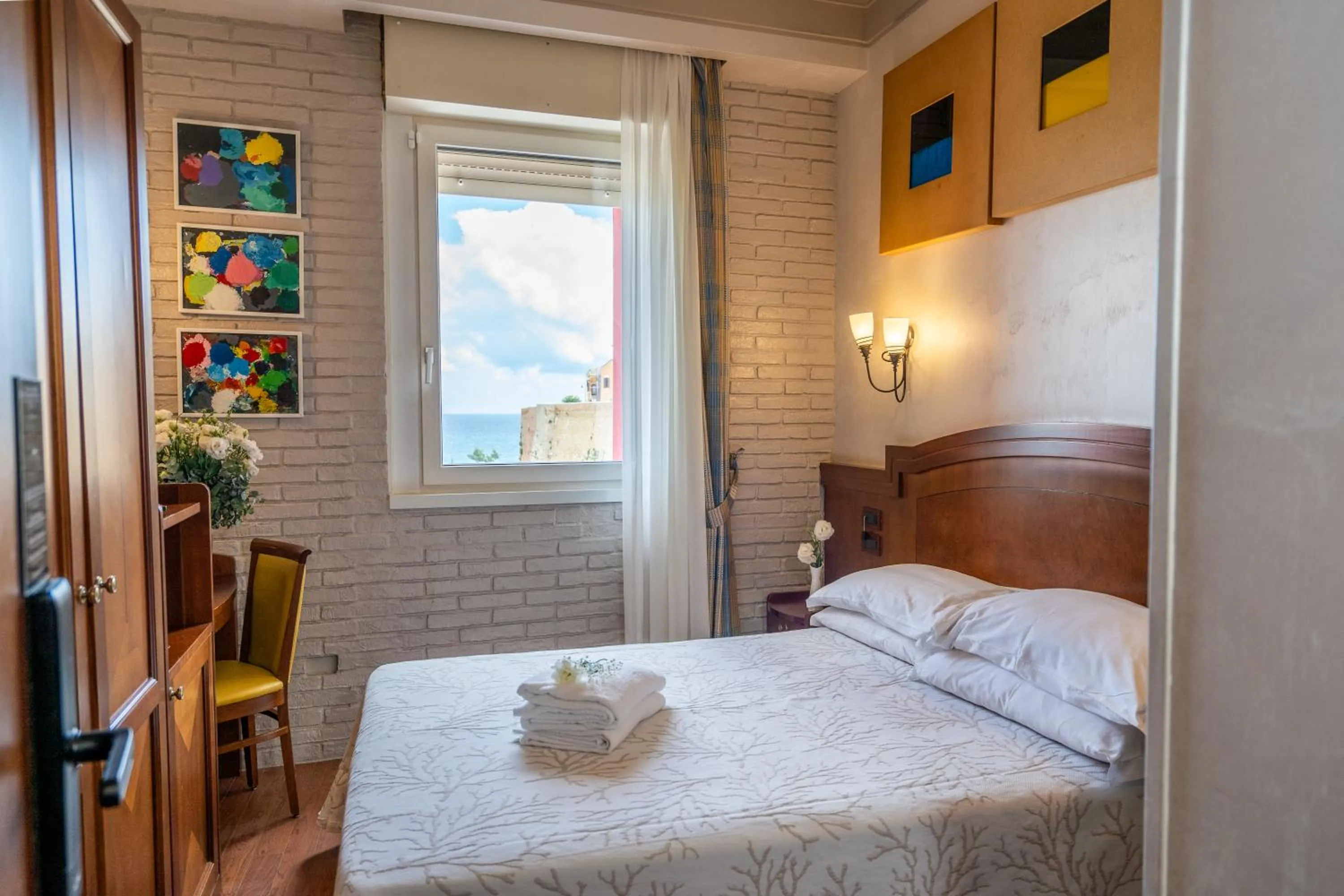 Bed in Art Hotel Santa Lucia