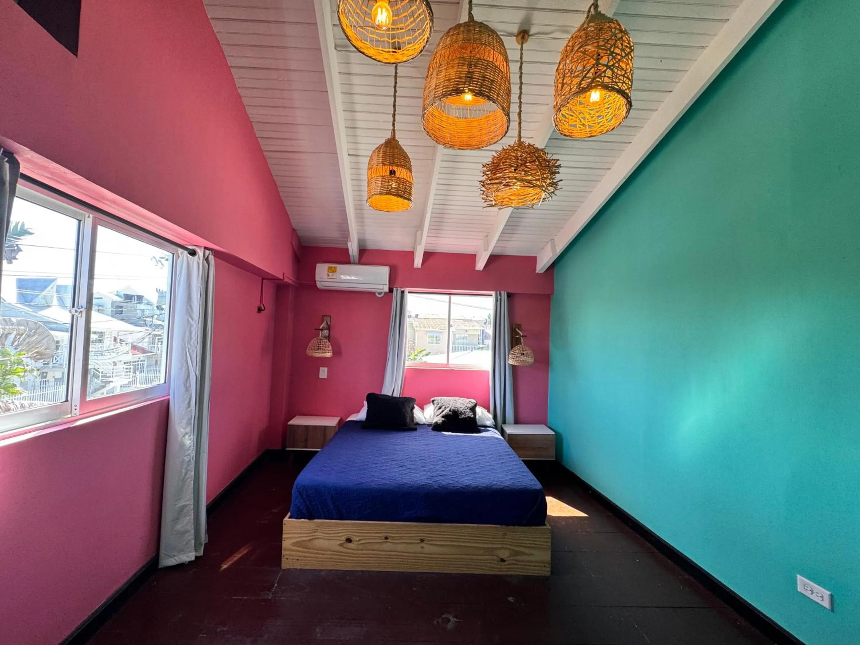 Bed in Be Happy Hotel