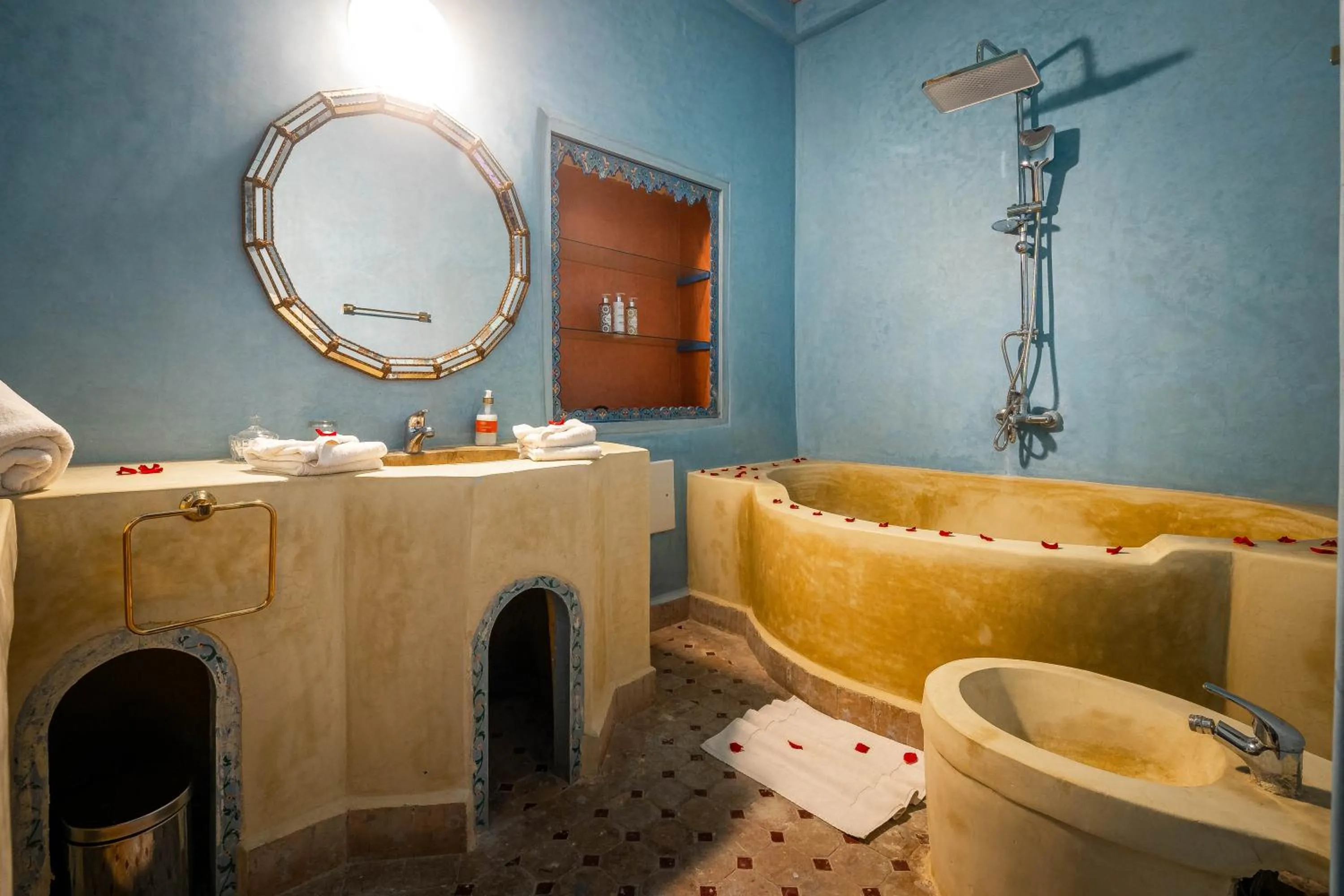 Toilet in Dar Khmissa Riad & Spa