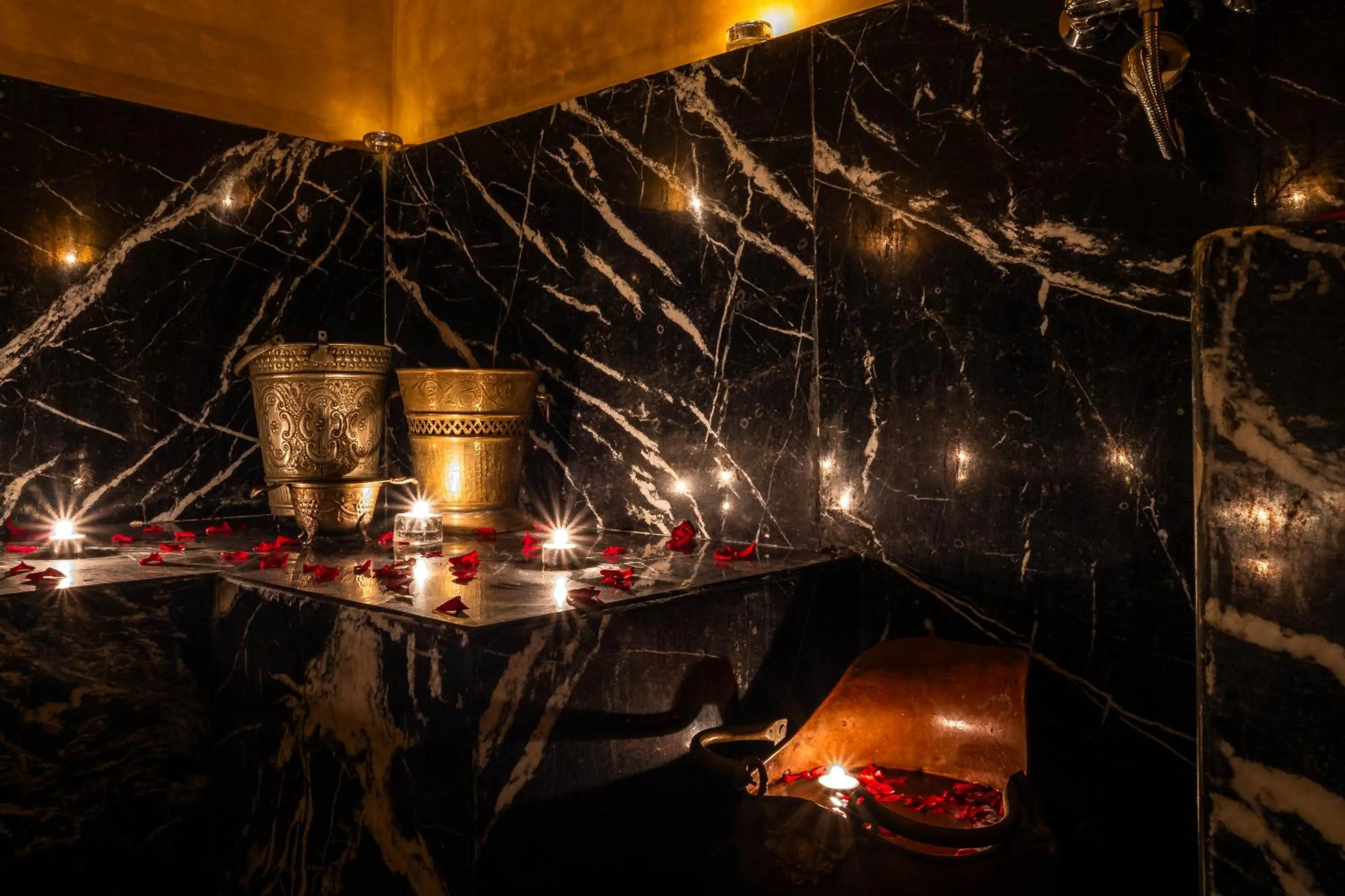 Massage in Dar Khmissa Riad & Spa