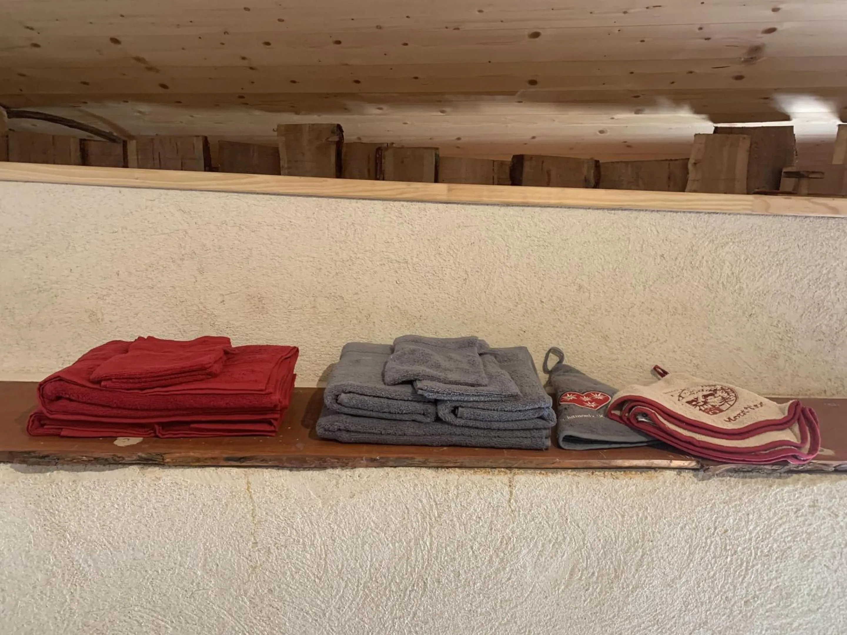 Bedroom in Les Ecrins de Belvedere