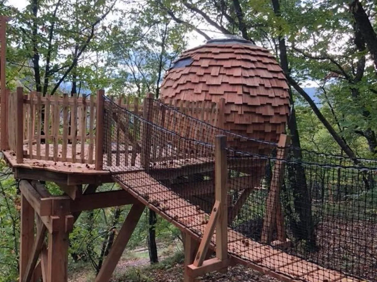 Bedroom in Les Ecrins de Belvedere