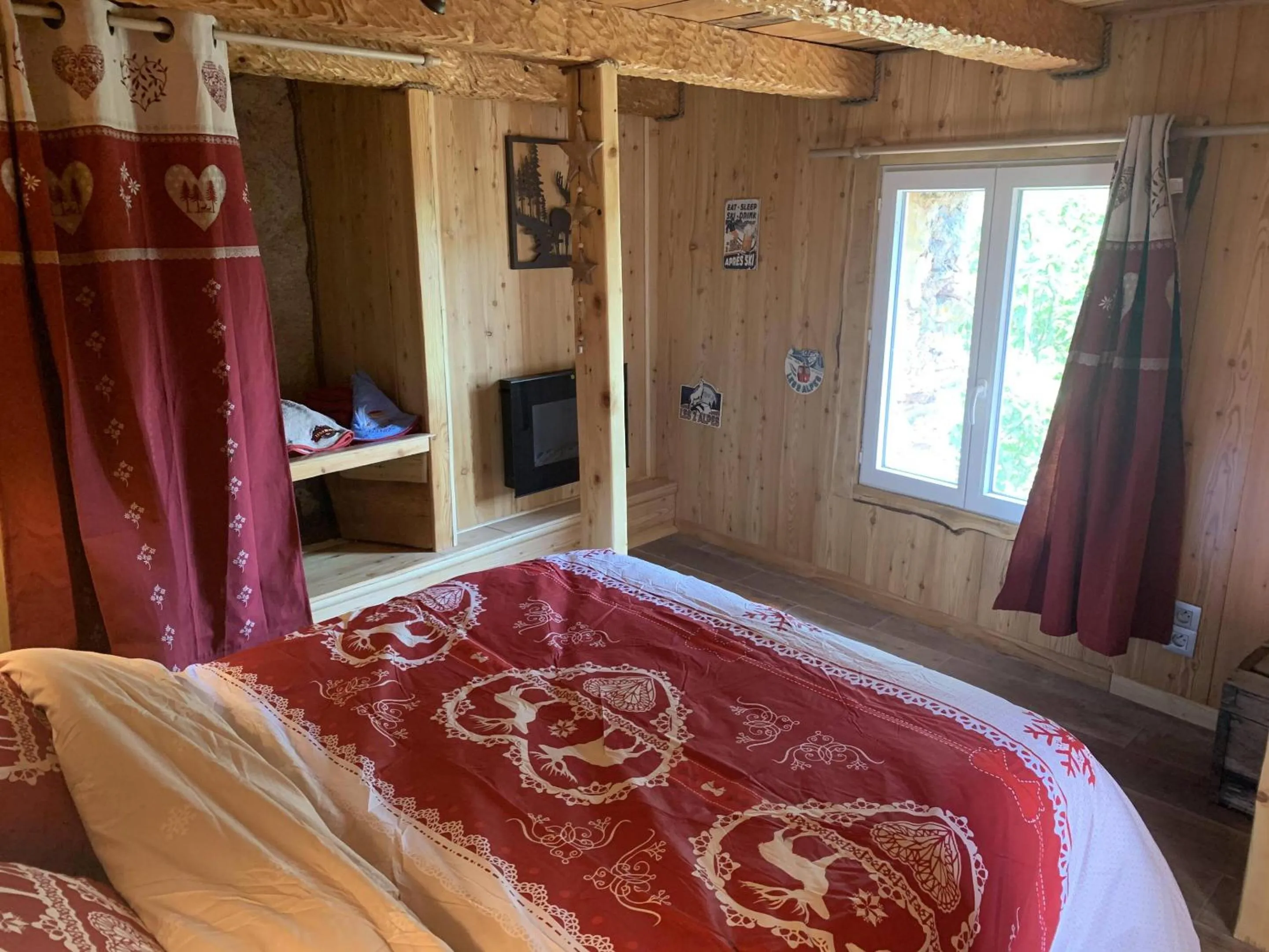 Bedroom, Bed in Les Ecrins de Belvedere