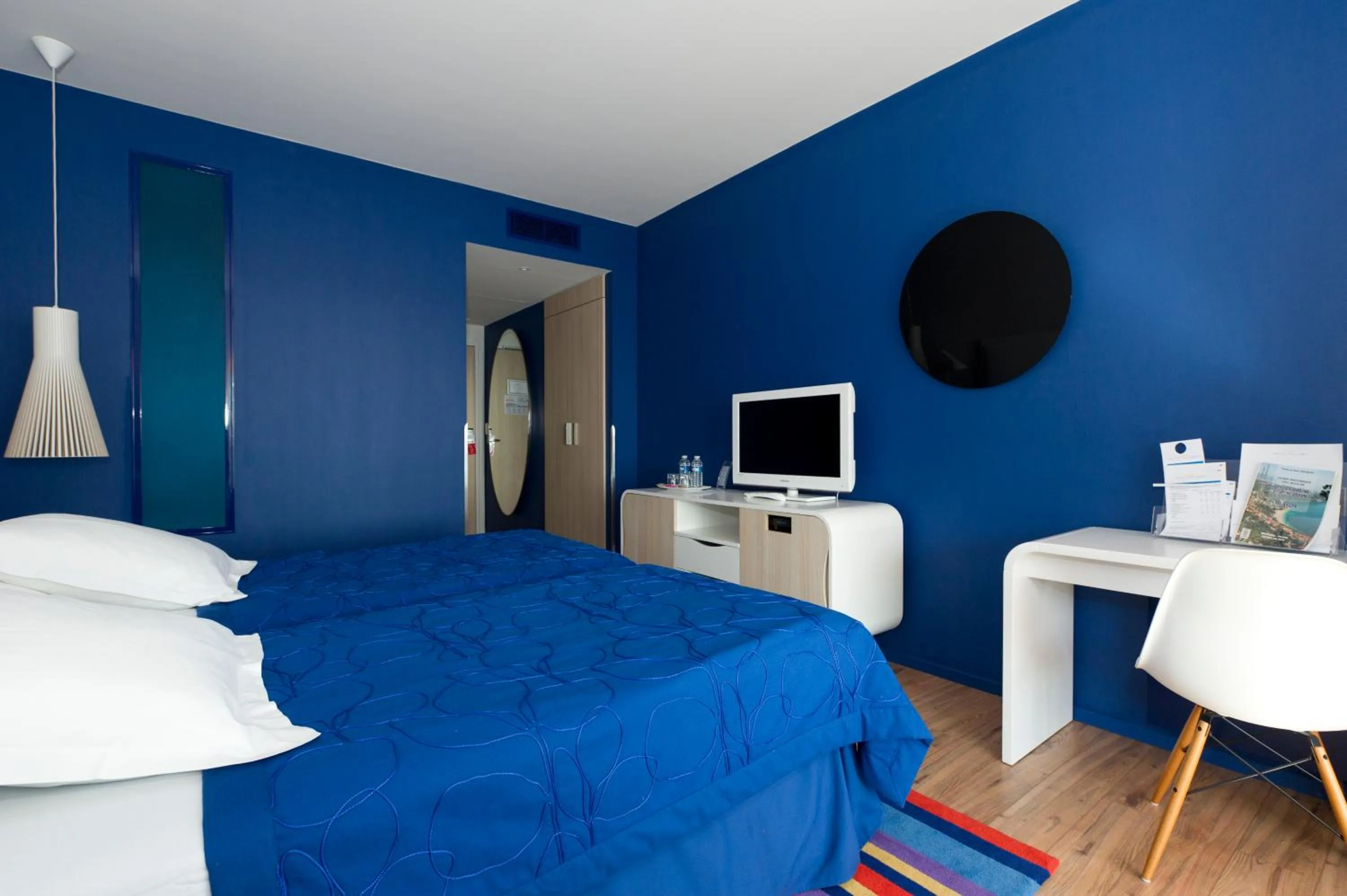 Photo of the whole room, Bed in Hotel Victoria