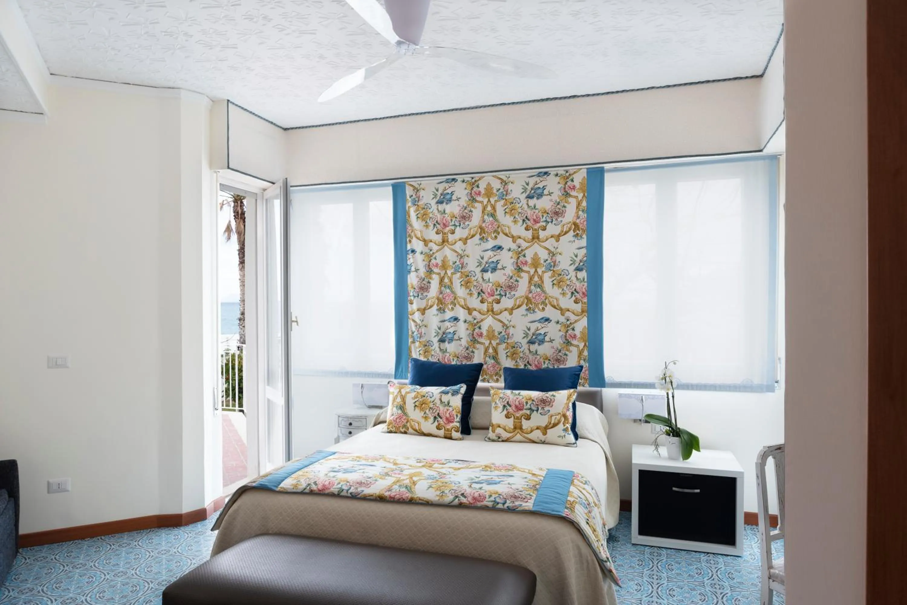 Bedroom in LA FORESTERIA DI MAESTINA